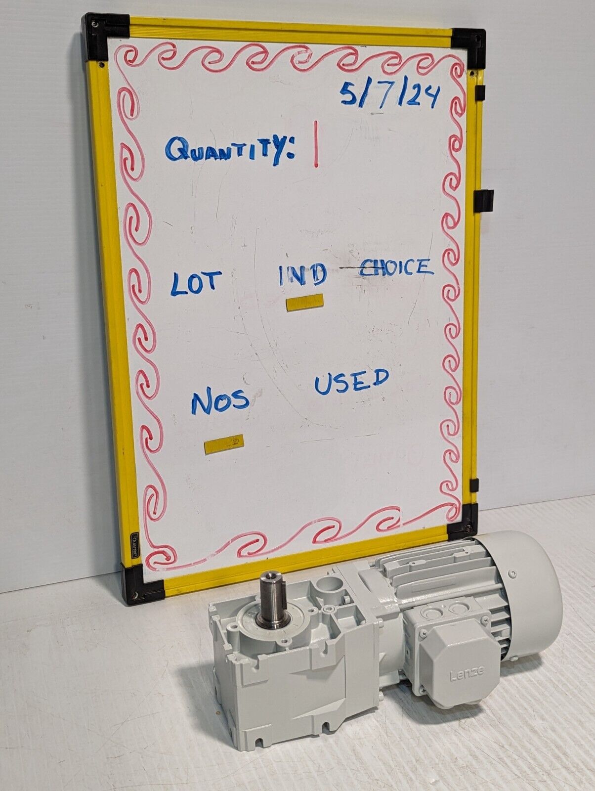 NEW Lenze GKR03-2M VBR 063C32 2-Stage Gearbox Motor - Free Shipping