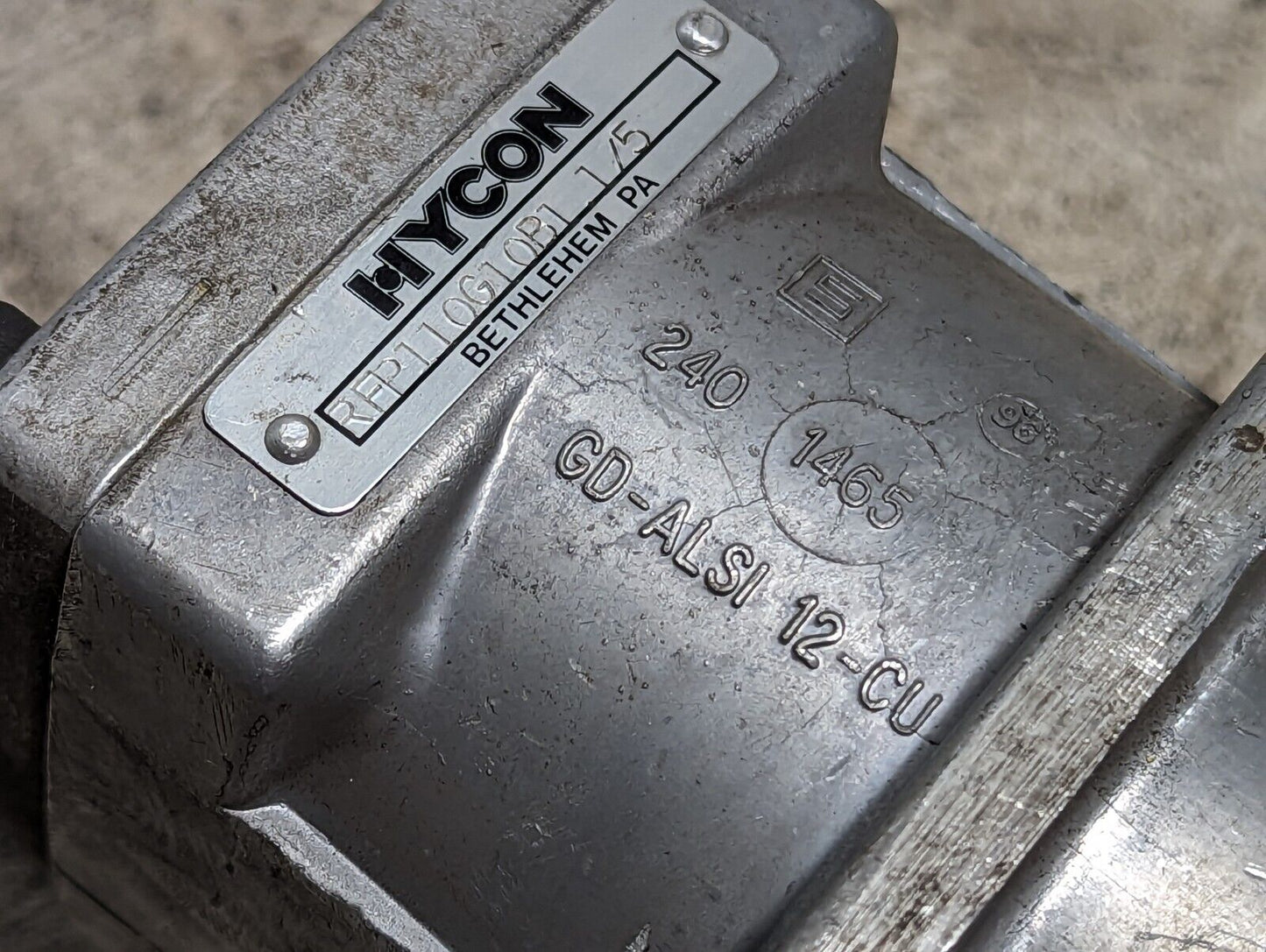 Hycon RFP110G10B1 1/5 hydraulic filter