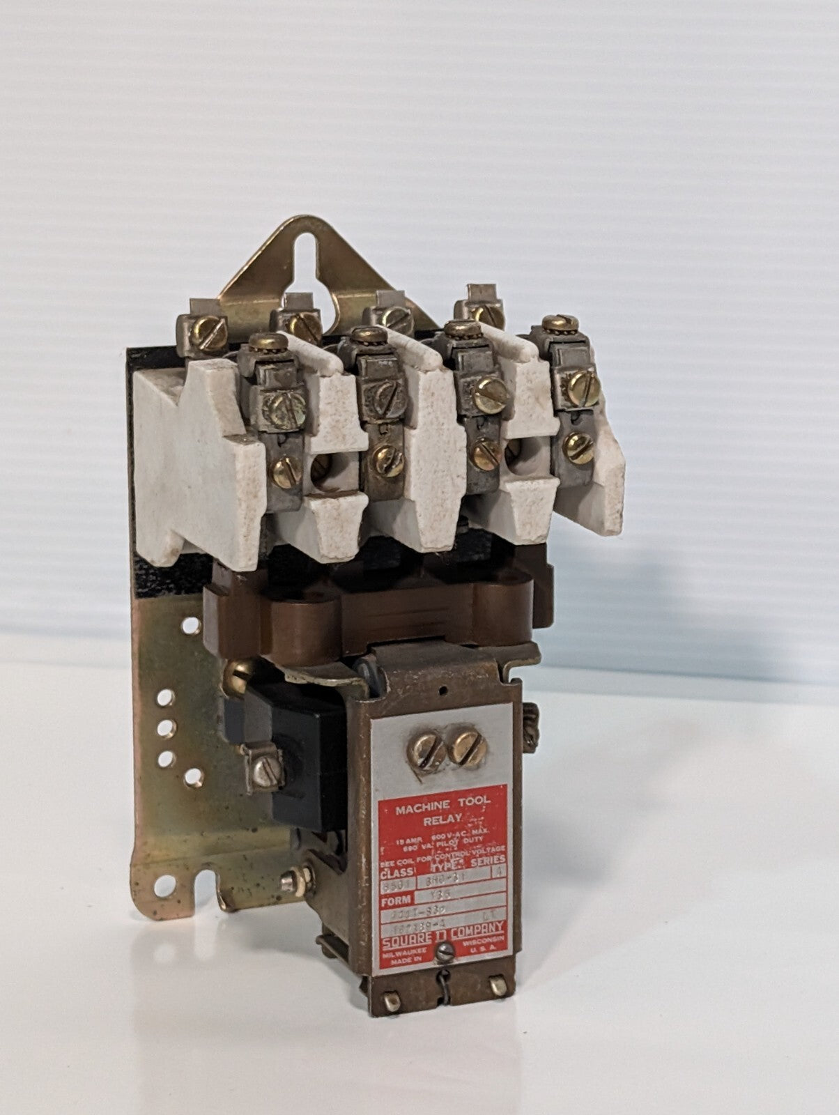 Square D 8501BH031 Machine Tool Relay, Series A, 600vac Max, 15A, Form Y35