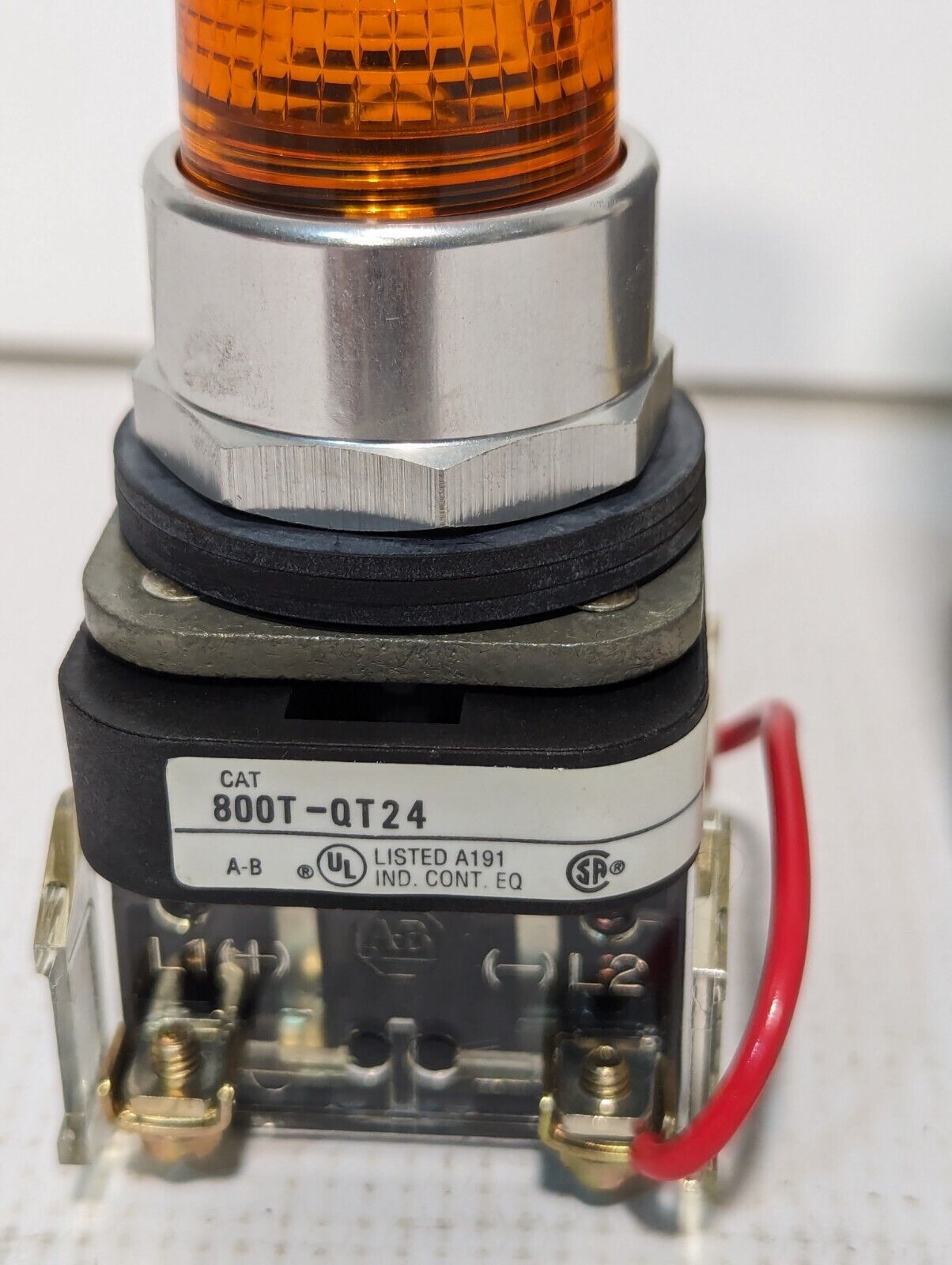 Allen Bradley 800T-QT24A Lighted Illuminated LED Push Button 24V - Free Shipping