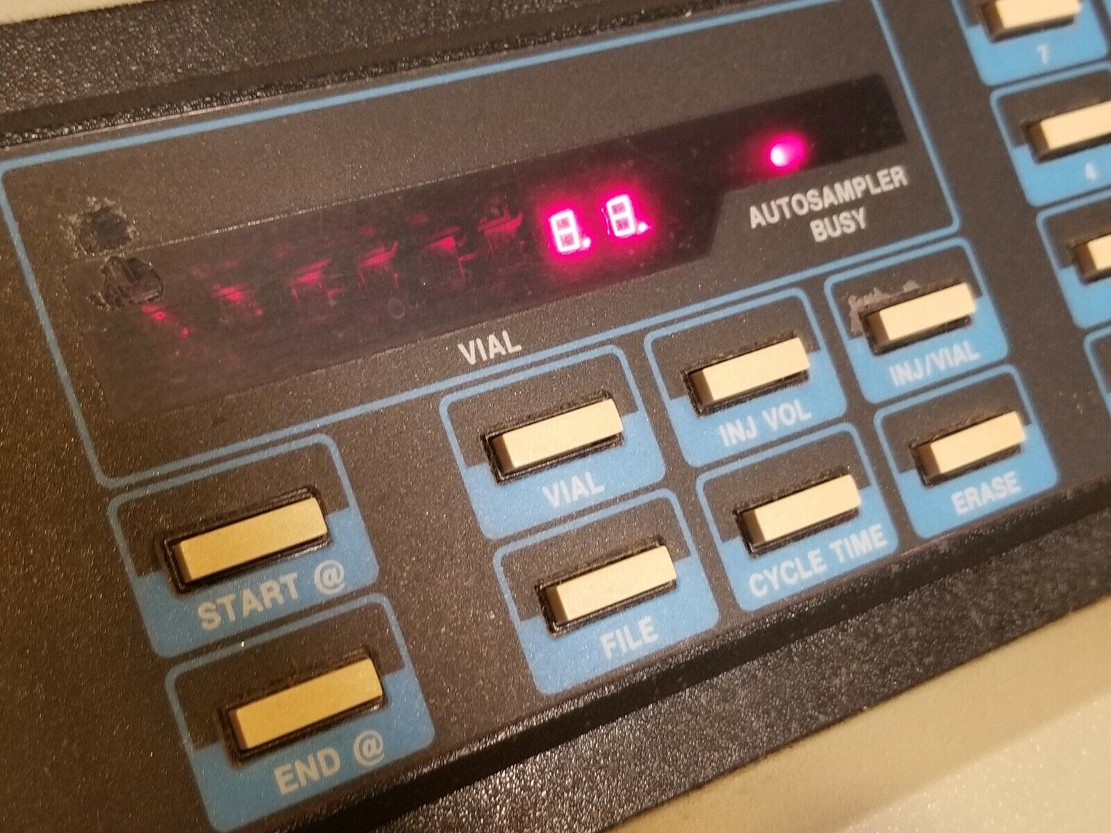 Spectra-Physics Model 8775-011 Autosampler SP8775