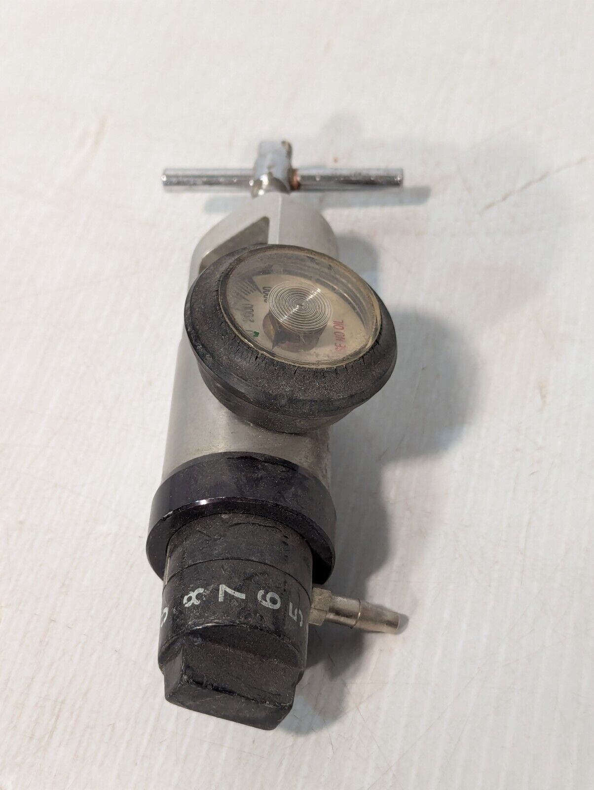 Unbranded Oxygen Regulator, 3000 PSI Max