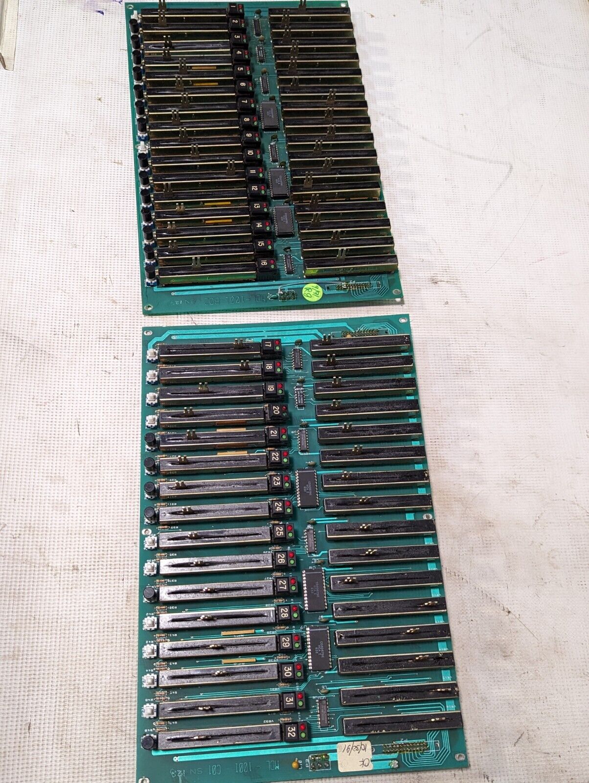 Unbranded MDL 1001CO1 16 CHANNEL SLIDER/SWITCH BOARD - Free Shipping