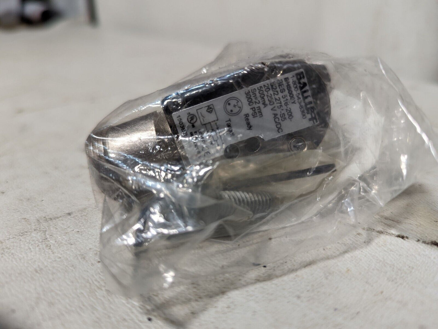 Baluff BES 516-200-S2/2.275"-S5 inductive sensor