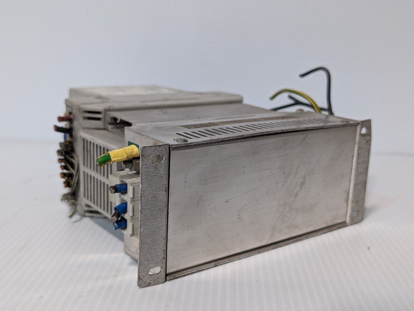 Allen Bradley 160-BA06NPS1 Variable Speed Drive, 6 AMP, 380-460 VAC as shown