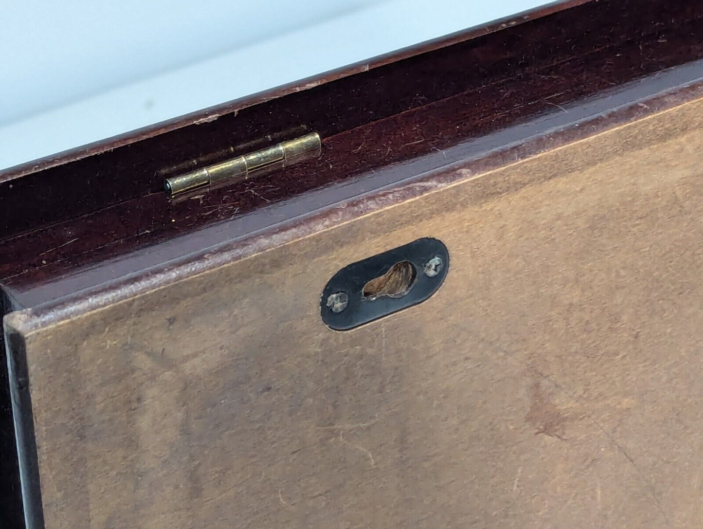 Decorative key storage box, 6 hooks with labels, wall mount - Free Shipping