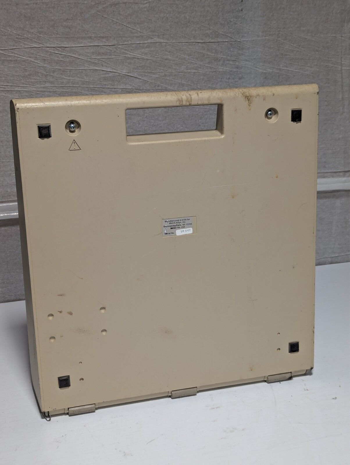 Welch Allyn AM 232 manual audiometer with manual and accessories as pictured