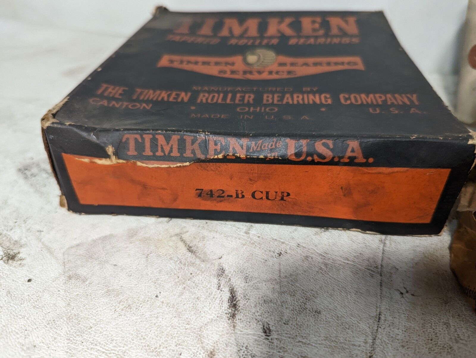 Timken 742-B cup, tapered roller bearing cup