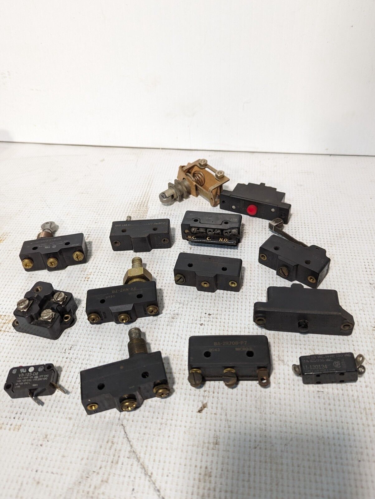 Lot of 12 Assorted Brand Name Microswitches (Great Value) - Free Shipping