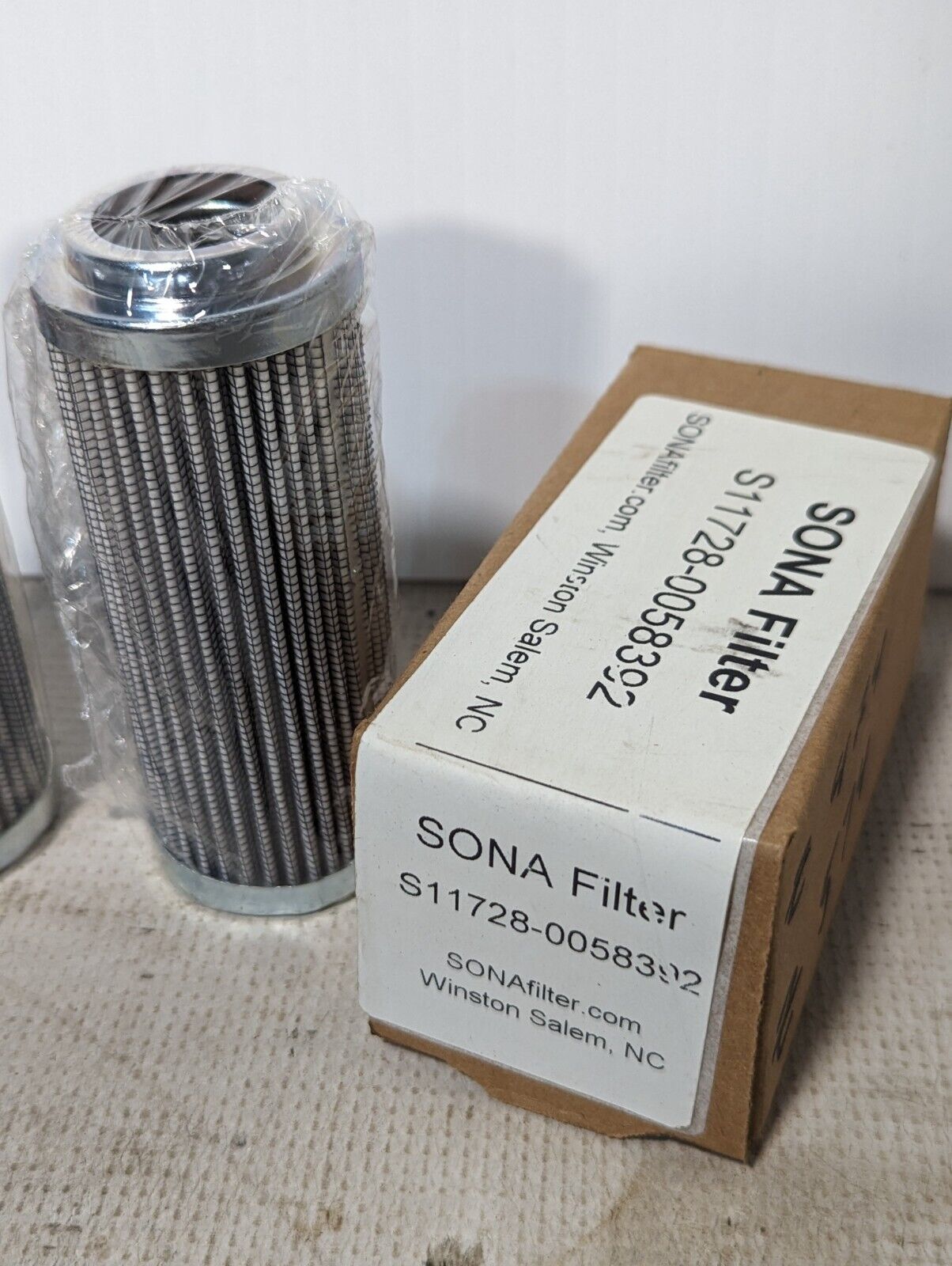 Sona Filter S11728-0058392 (Compatible with Pall HC9020FKN4H) - Free Shipping
