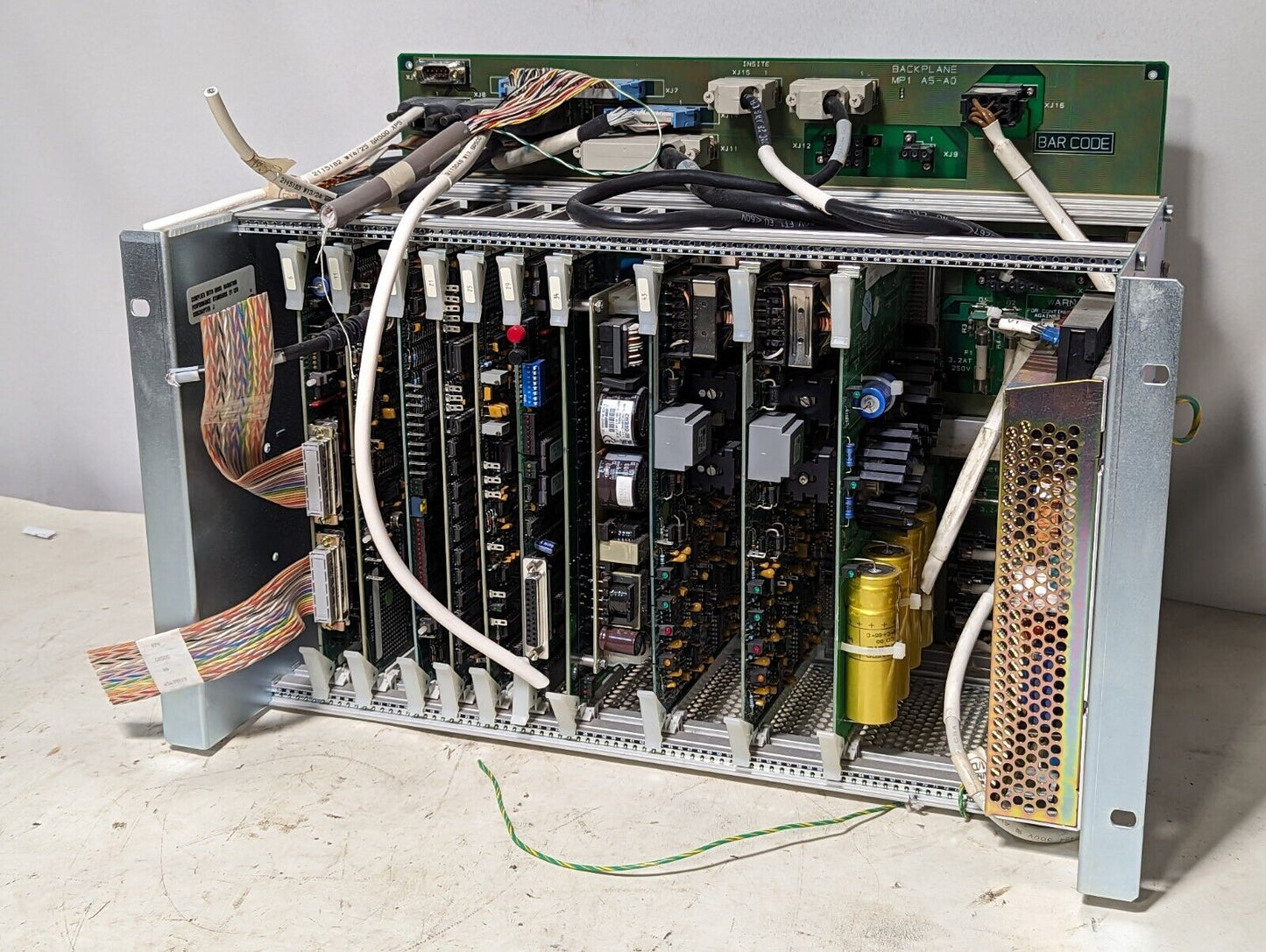 GE 2131109/E-3 card rack from Innova 2000 Cath Lab