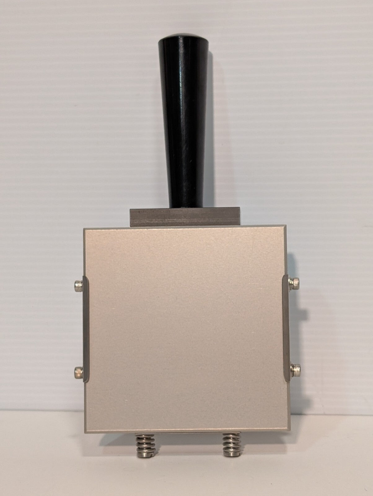 Unbranded 0400534B Die Holder Plate with Pad, 4-3/8" (111mm) x 4-3/8" (111mm)