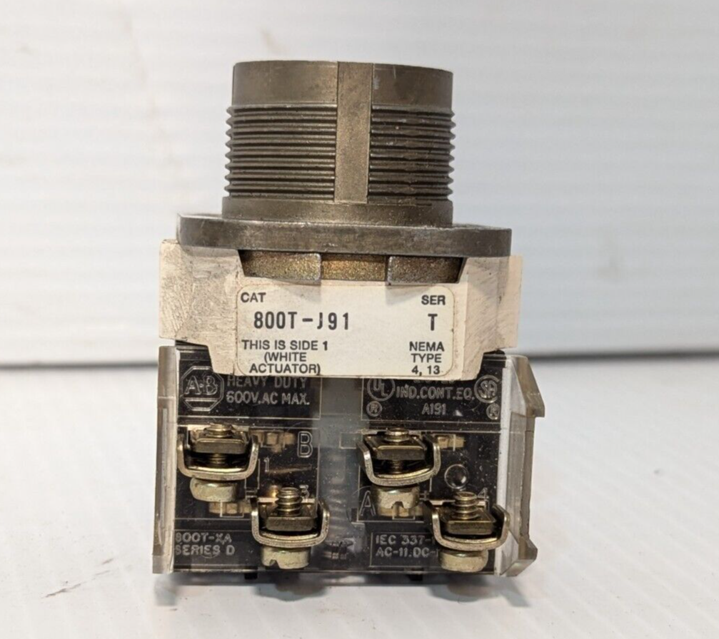 Allen Bradley A-B 800T-J91 Selector Switch 600VAC, Ser T, Boot-XA, Free Shipping