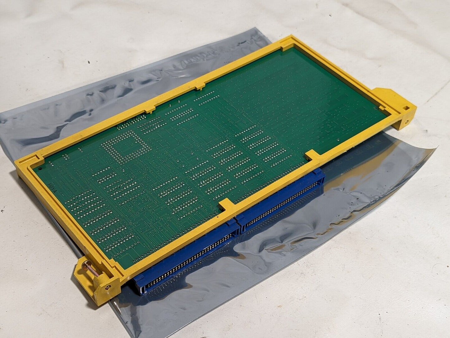 Fanuc A16B-2200-0021/04C Base 2 control card, circuit board