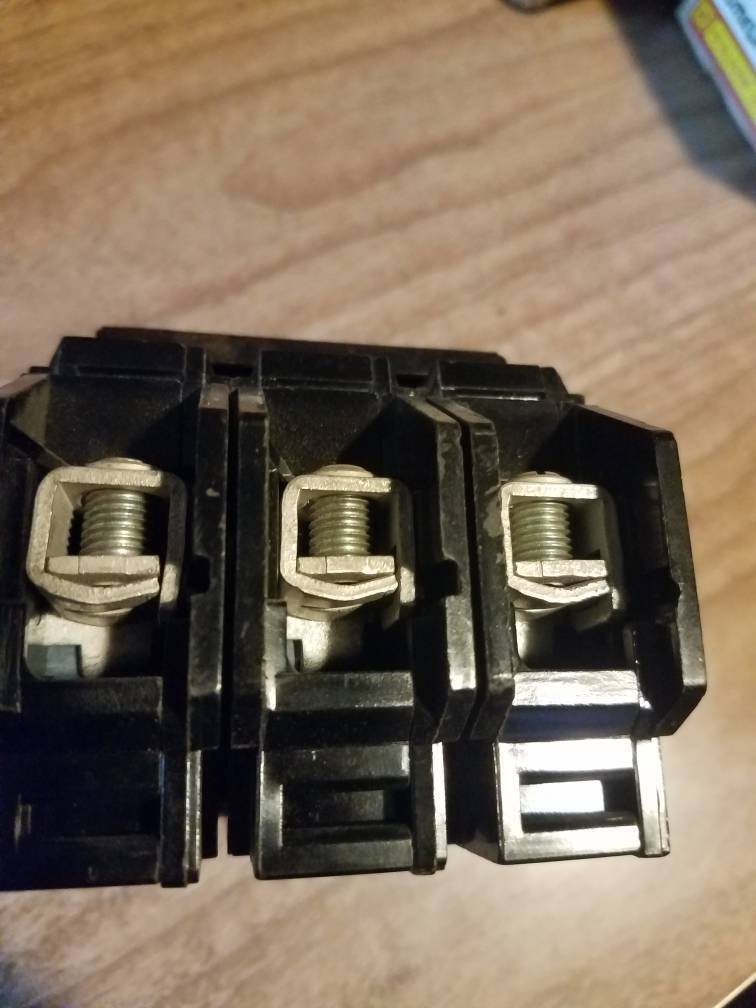 GE THQC32020 circuit breaker, 20 amps, 240 VAC, 3 poles