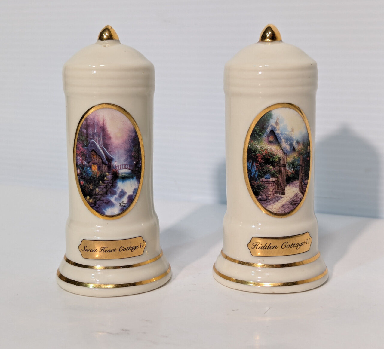 Thomas Kinkade Porcelain Salt and Pepper Shakers Sweet Heart, Hidden Cottage II