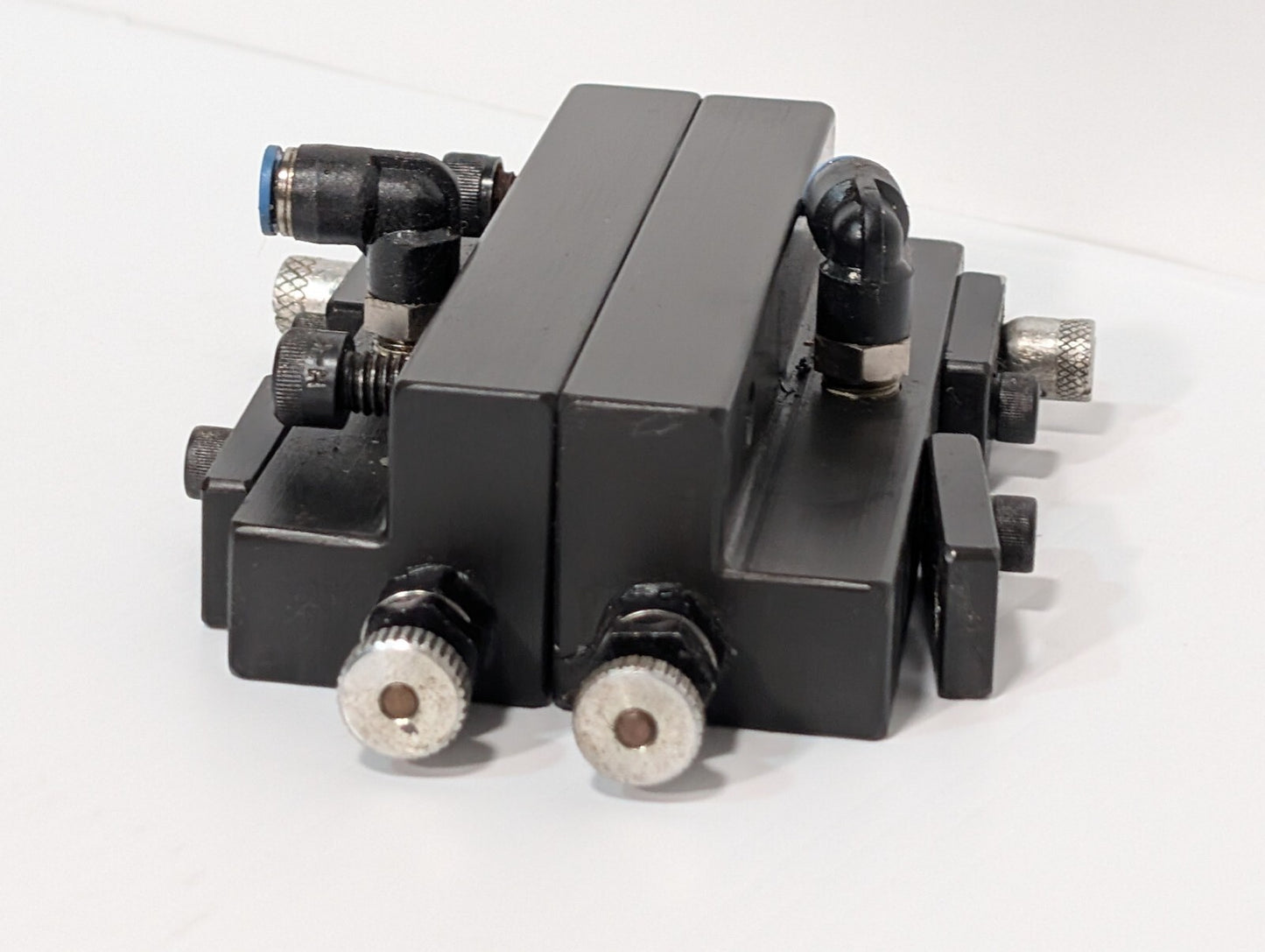 Solenoid Manifold Valve, 6.5", unlabeled and no markings