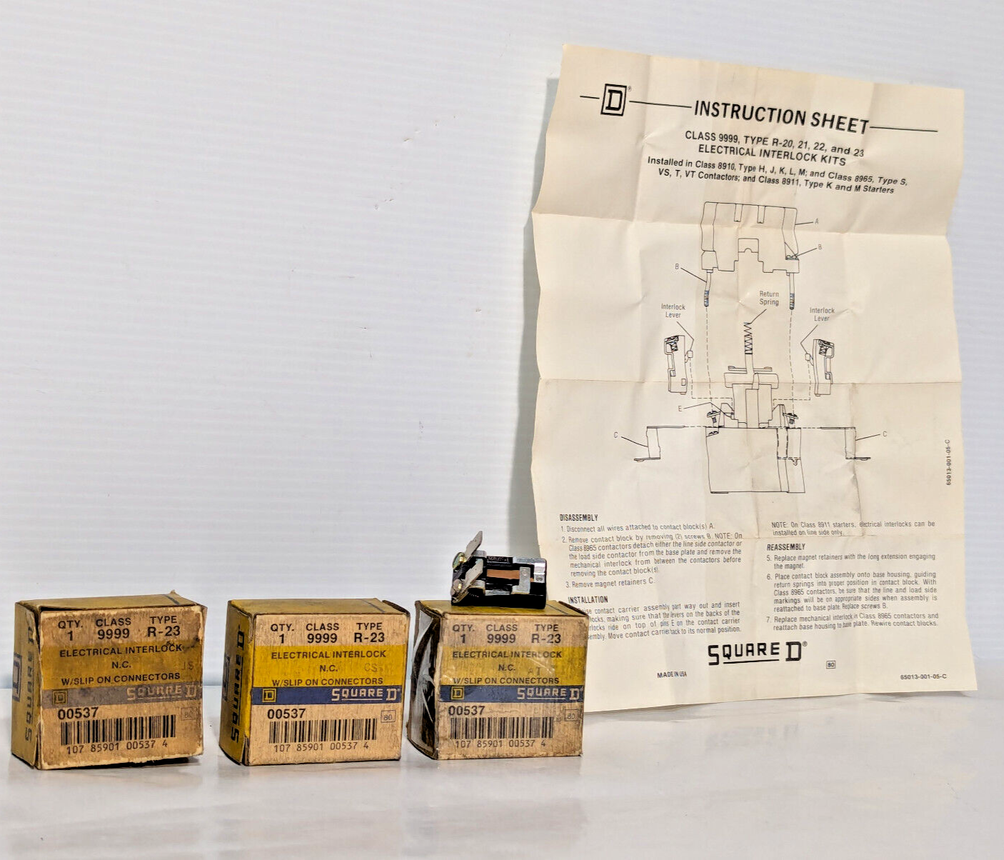 Square D Class 9999 Type R-23 Electrical Interlock N.C. 00537, Slip-On Connector