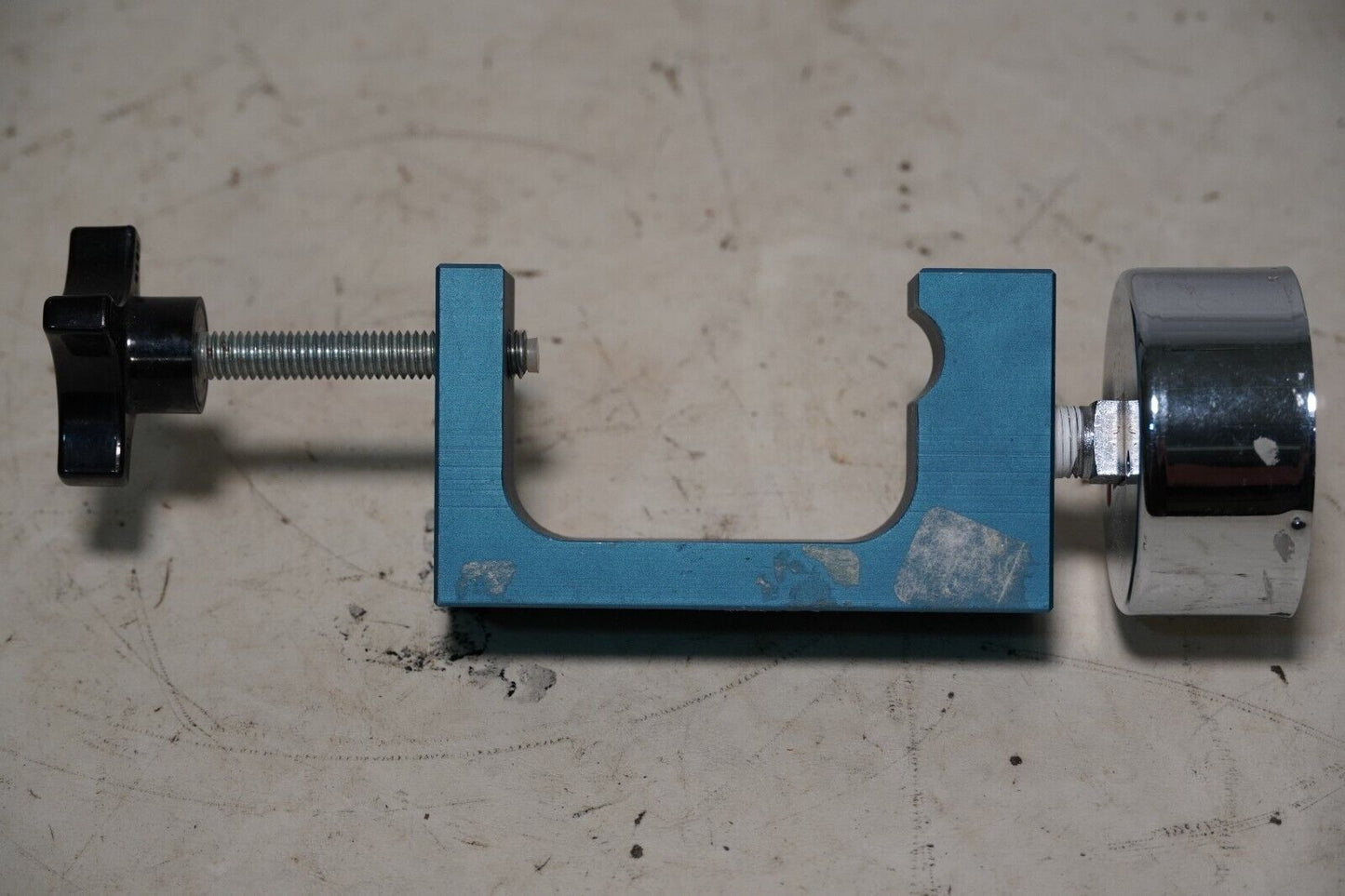 Instrumentation Industries Marshalltown Vacuum Gauge with Clamp
