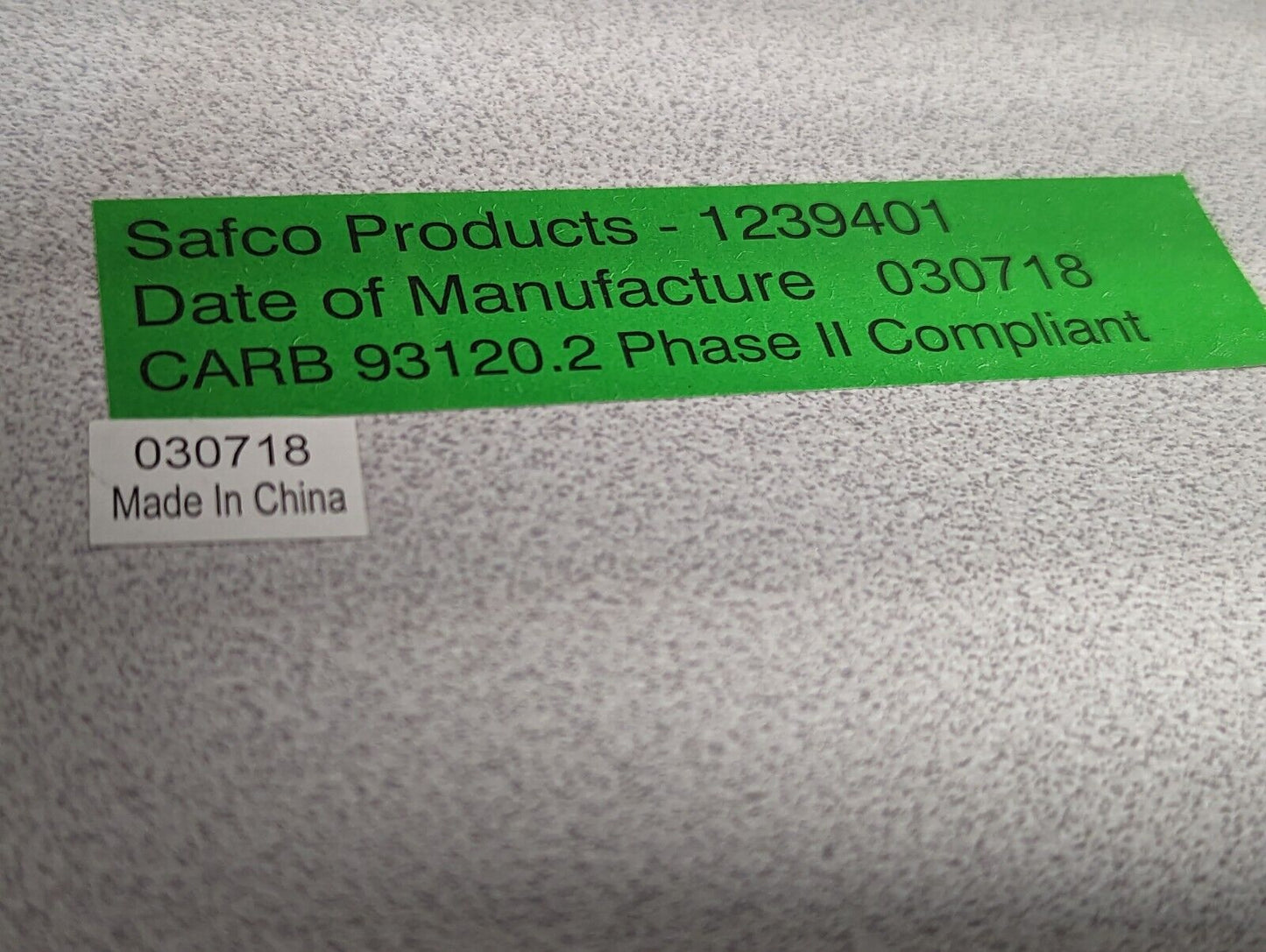 Safco 1239401 Plastic Tabletop With Metal Legs and Connecting Grate, 030718