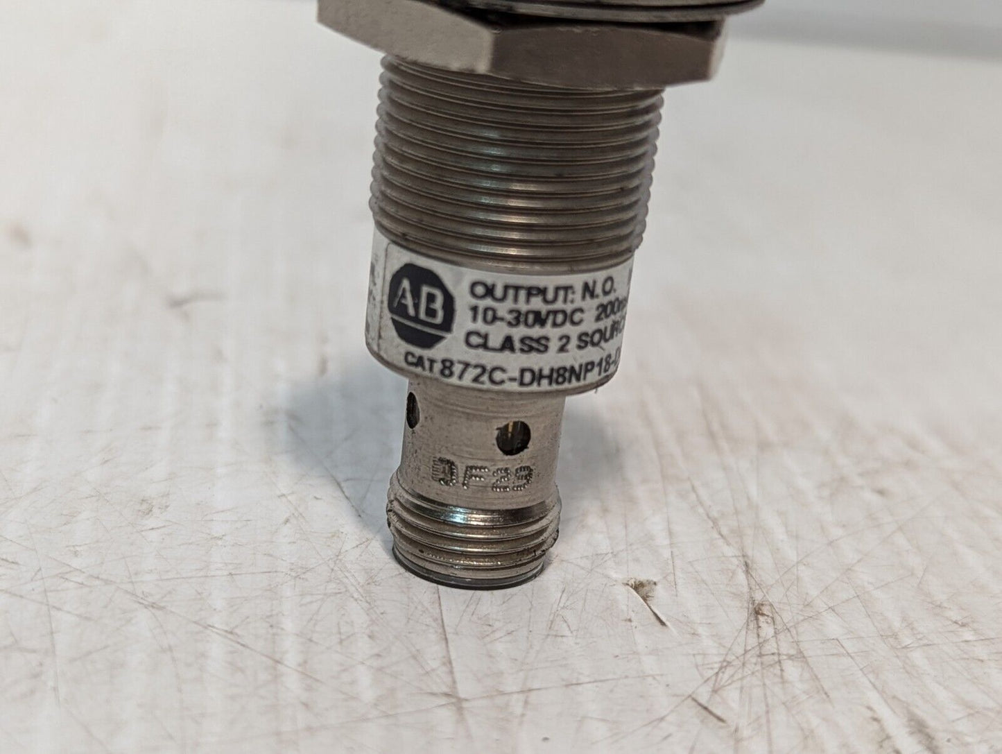 Allen Bradley 872C-DH8NP18-D4 Proximity Sensor, 10-30VDC, 200Ma - Free Shipping