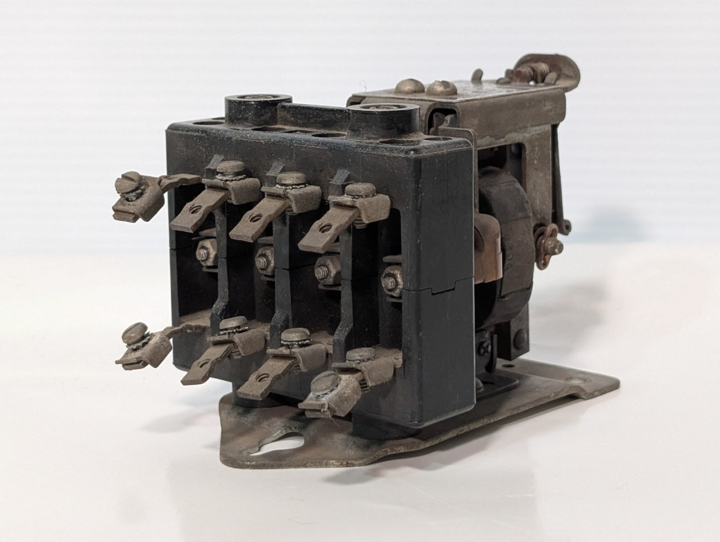 Square D 8501 A0-40 Machine Tool Relay, Series A, 110v Coil, NEMA 00