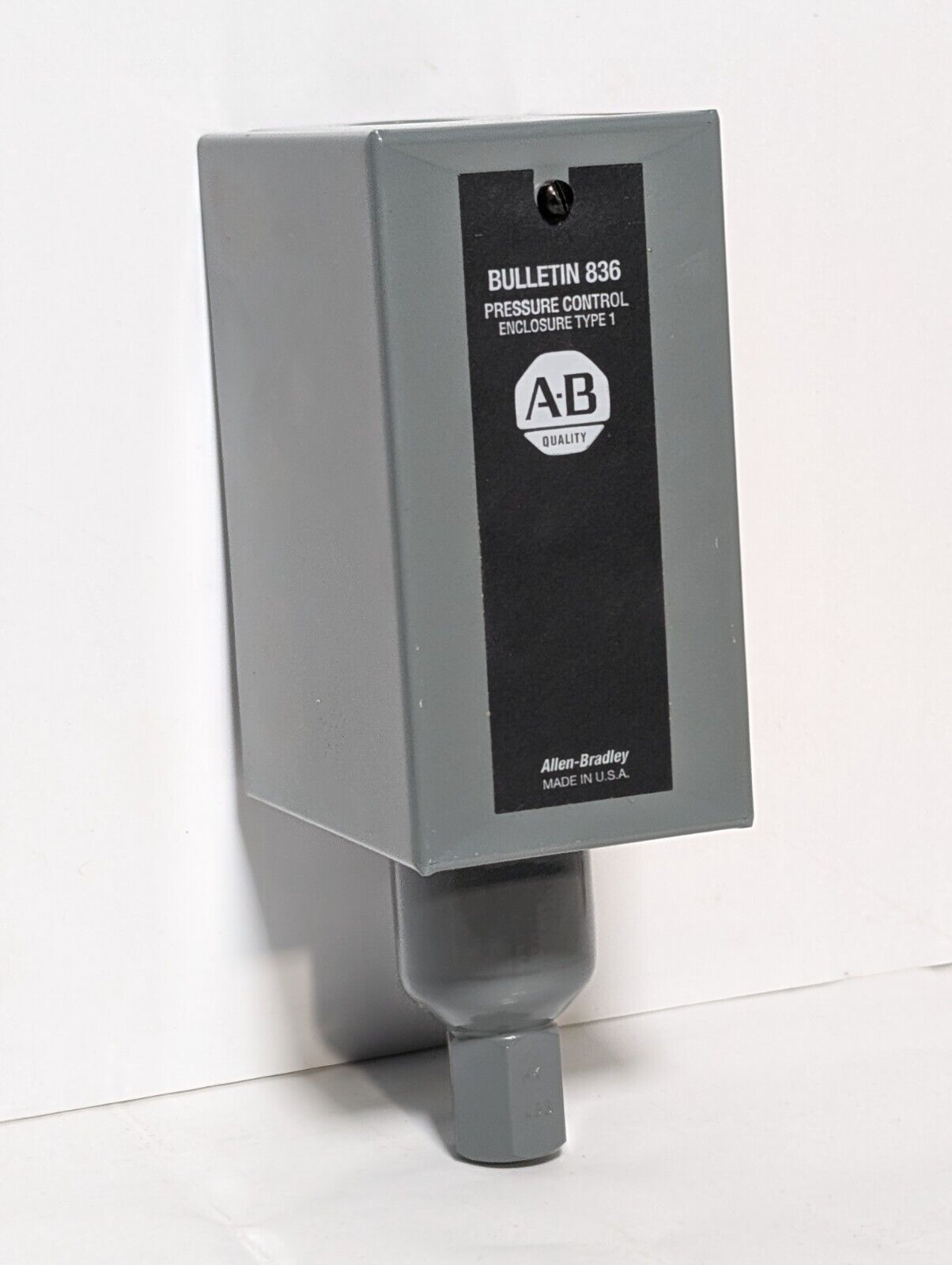 Allen Bradley Bulletin 836 Pressure Control, Enclosure Type 1, 150psi Max