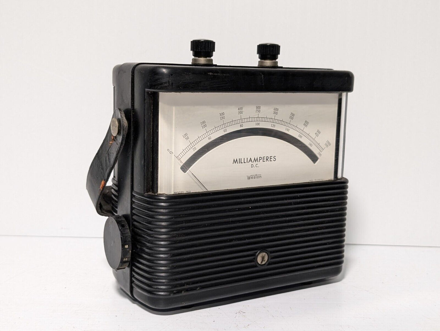 Weston 901 DC milliammeter, 0-1000mA, no probes, with leather handle as pictured