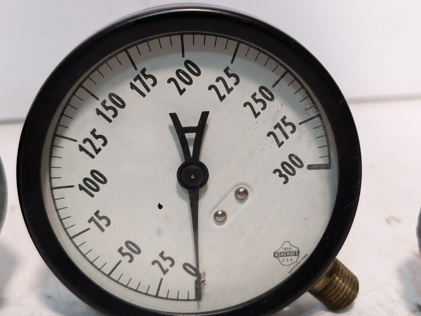 Lot of 11 Pressure Gauges, Assorted Brands and Sizes - Free Shipping