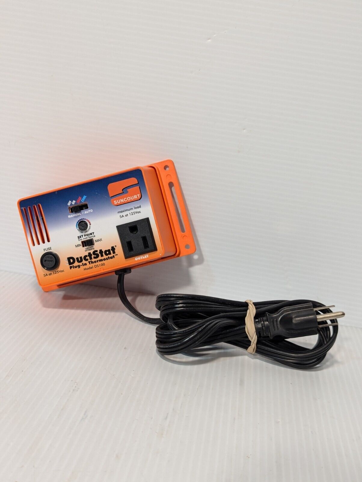 Suncourt DS100 DuctStat Plug-In Thermostat Temp Sensitive Switch