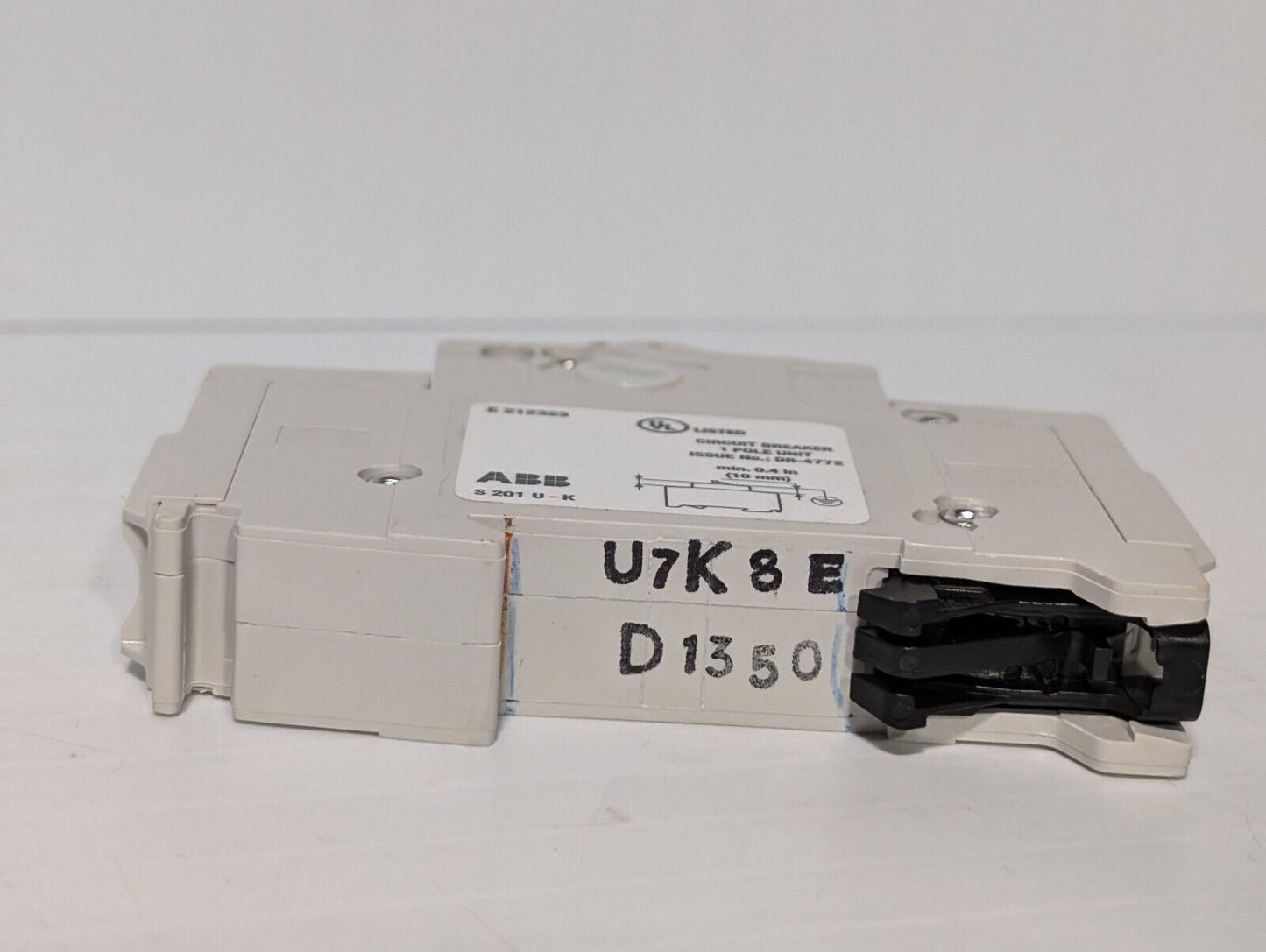 ABB S201U-K8 Circuit Breaker, 162K356H01 8 A, 240 VAC, 50/60 Hz, 1-Pole
