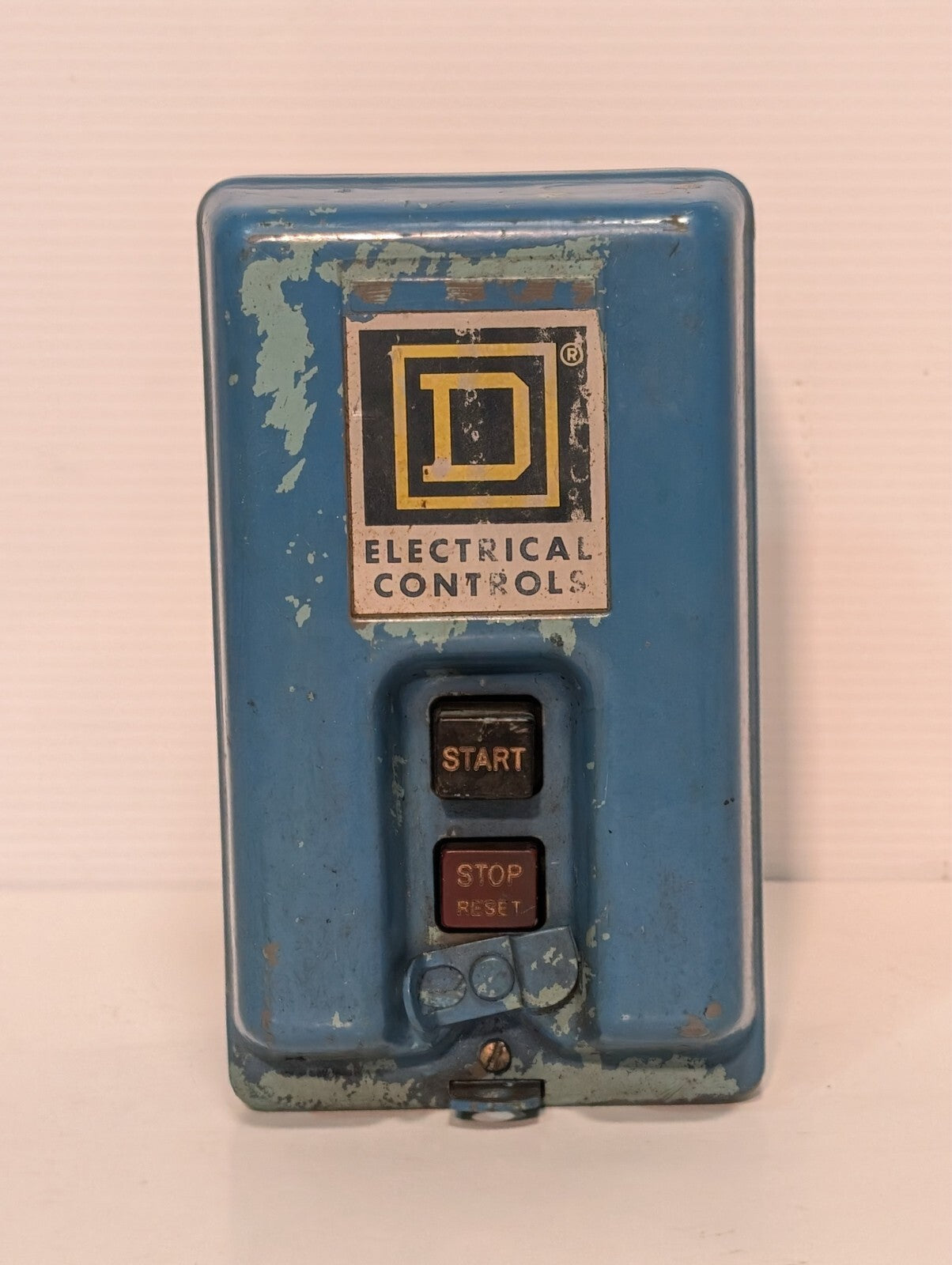 Square D Class 2510 BG-2 Series A Manual Starter 202848