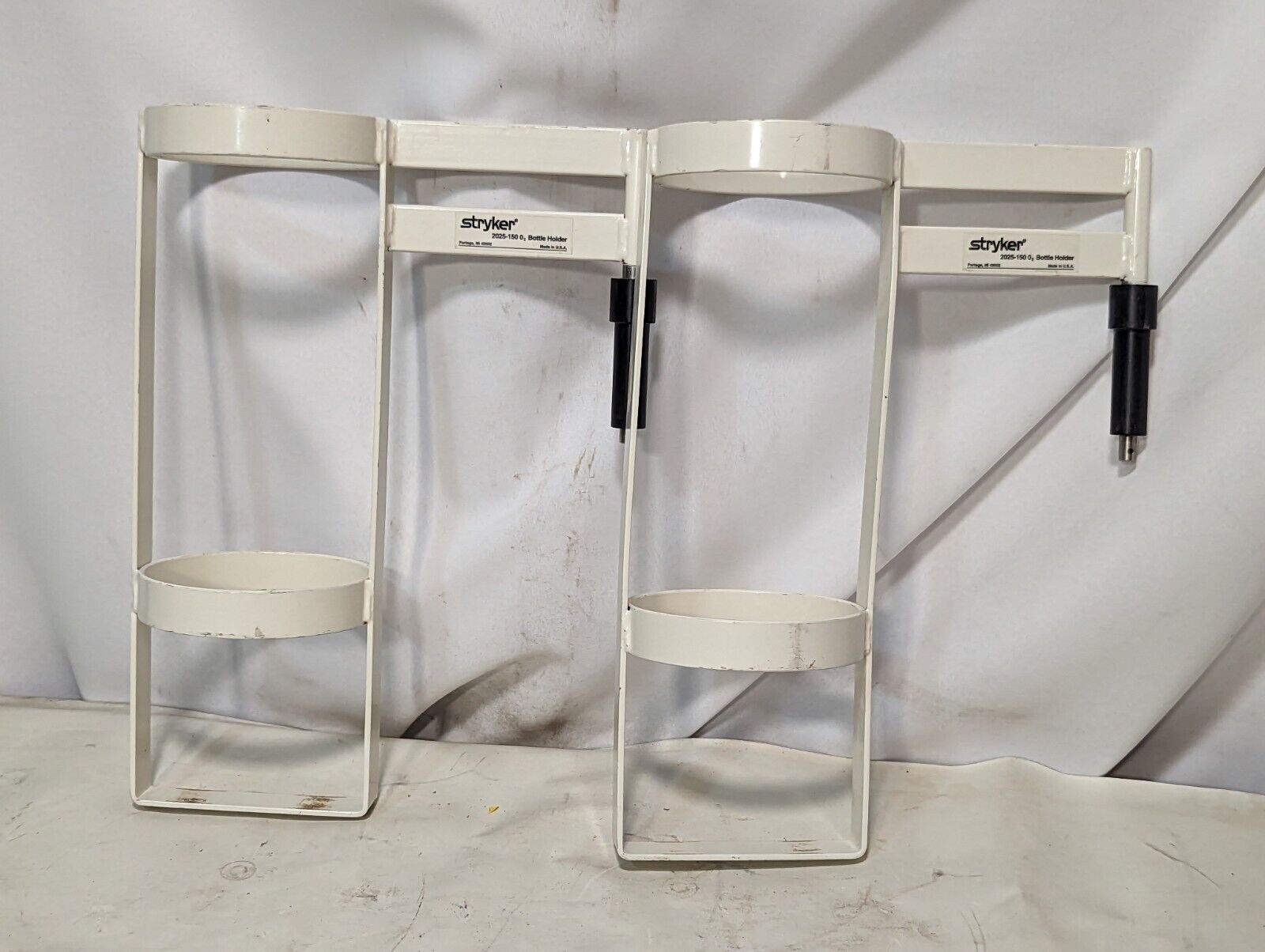 stryker 2025-150 O_2 bottle holder