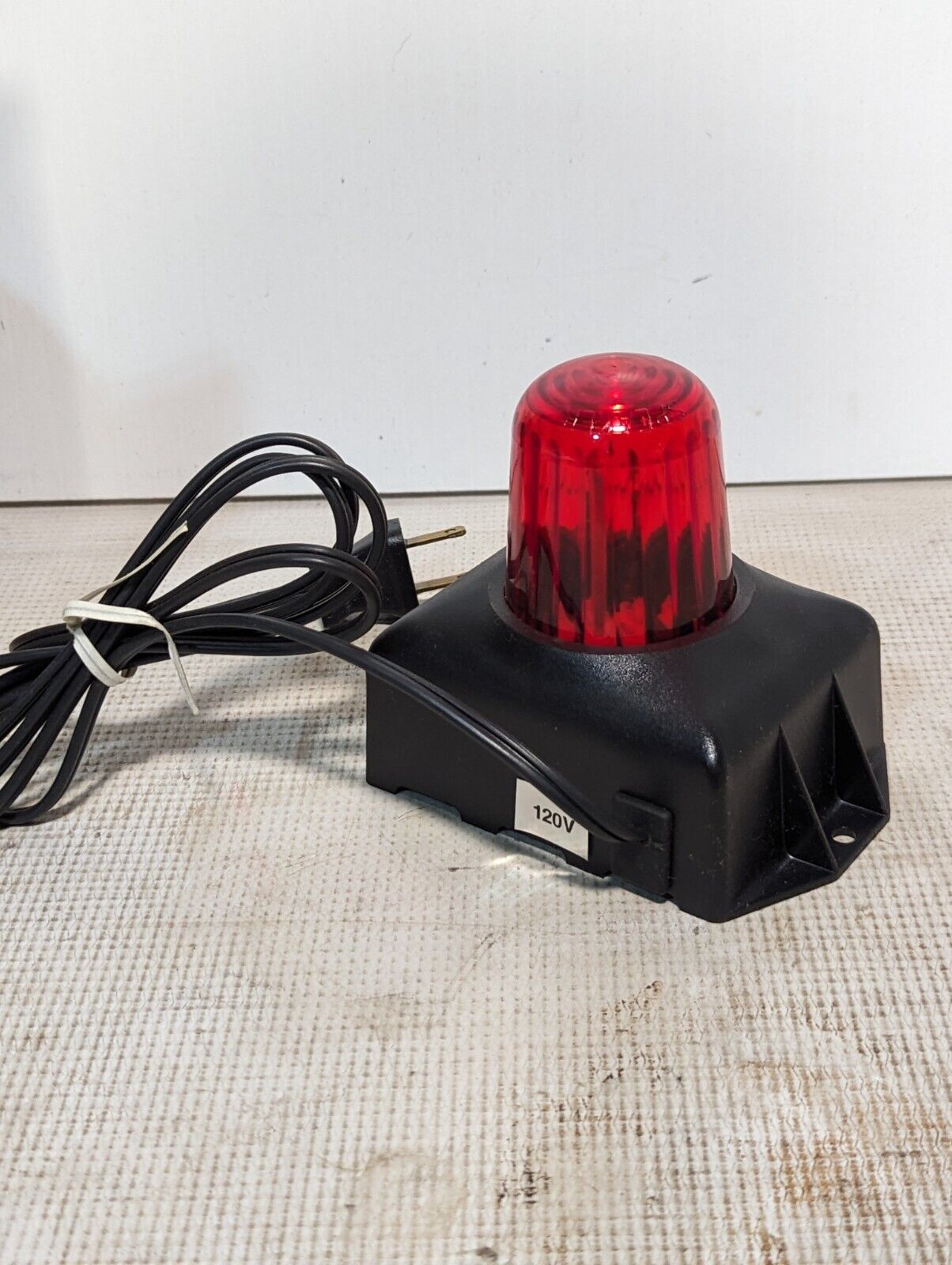 0622201 Speaker 120v Red Strobe Lamp 537-120V AC Red Obsolete - Free Shipping