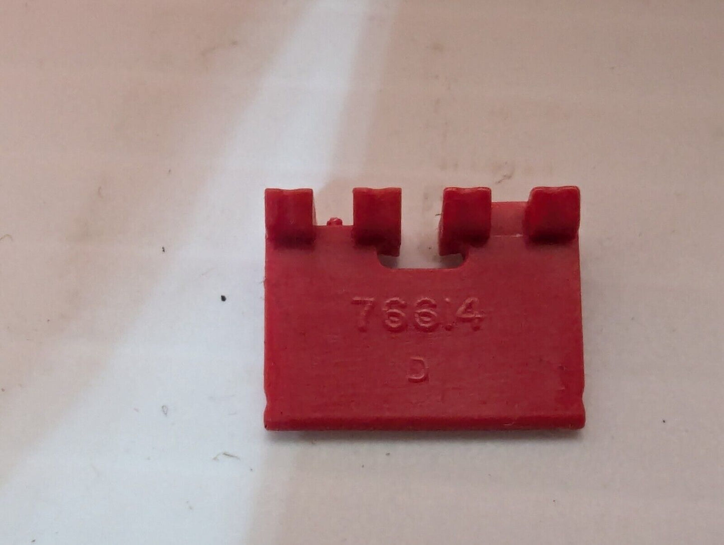 4 Lbs of 76614 Red Buttons, perhaps for Yamaha Keyboards-Free Shipping+Returns