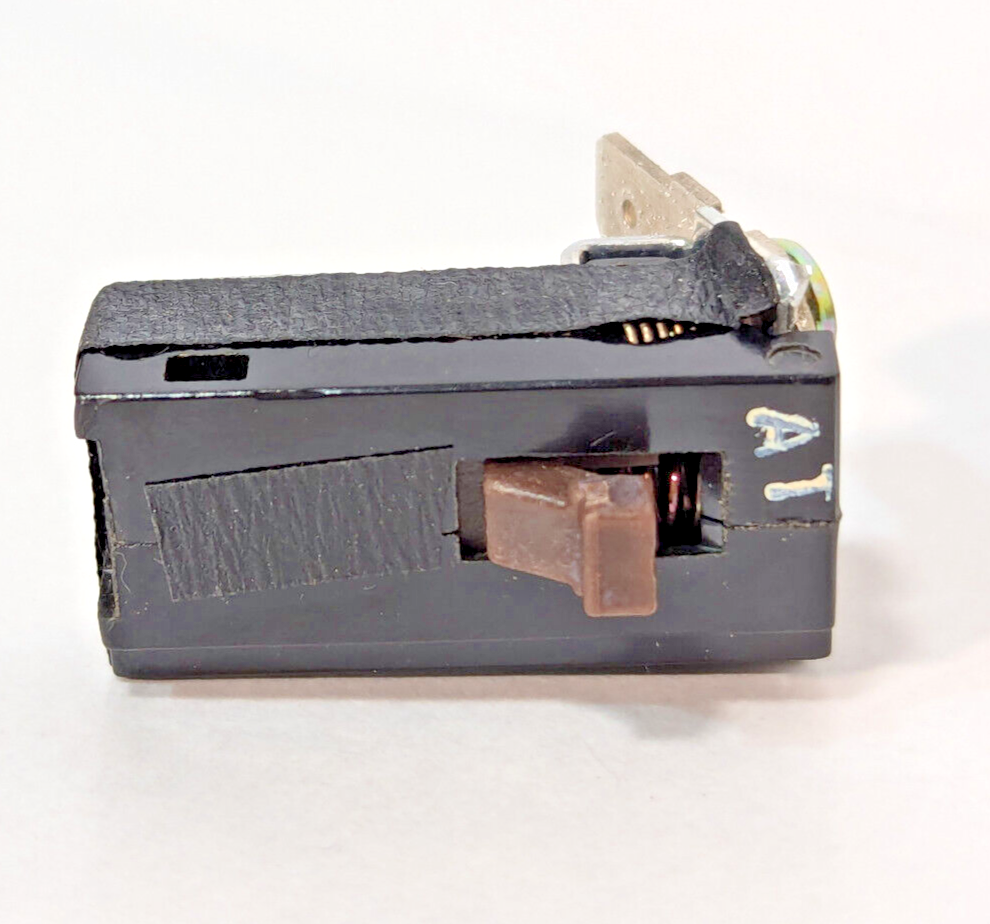 Square D Class 9999 Type R-23 Electrical Interlock N.C. 00537, Slip-On Connector