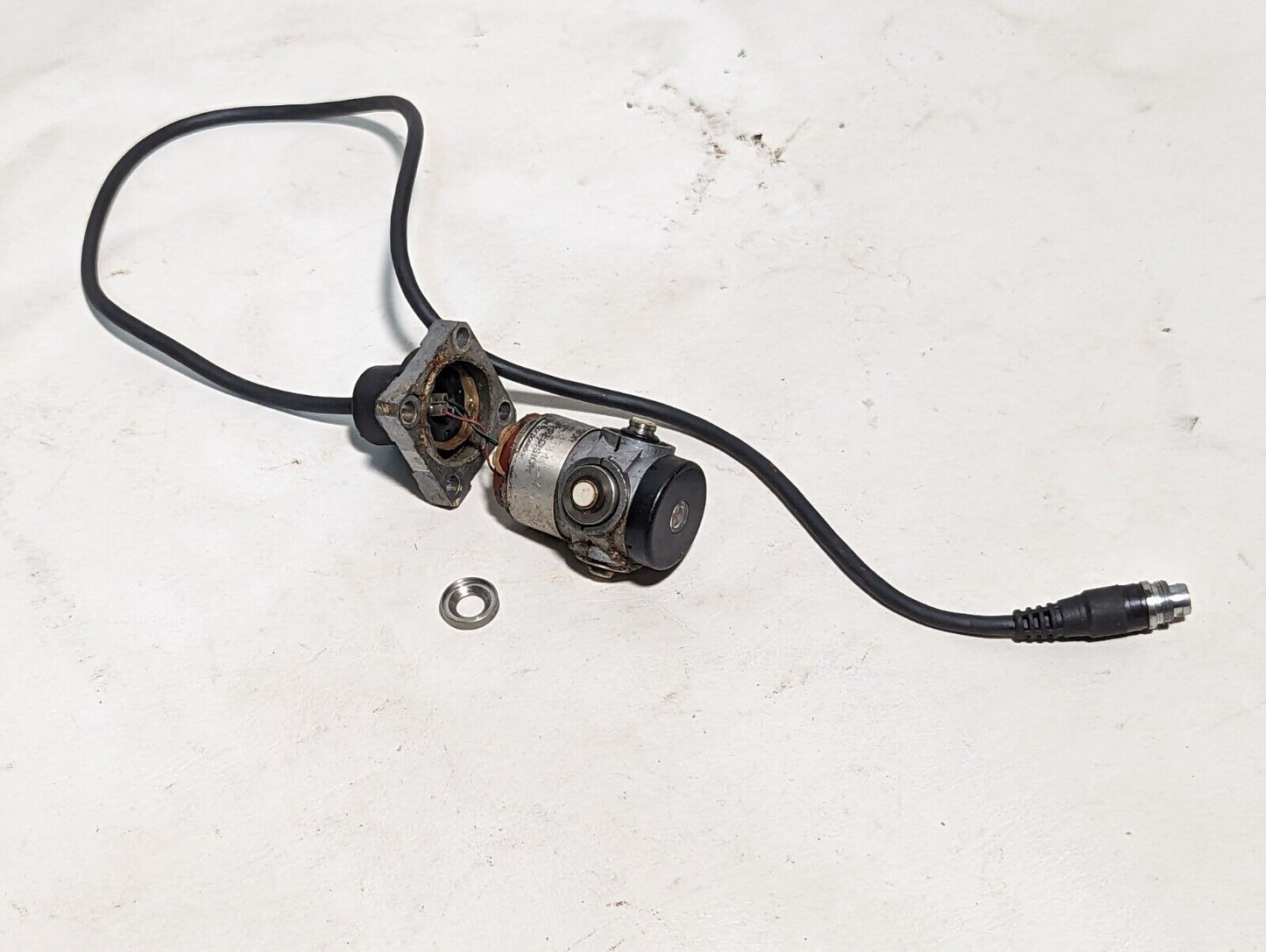 Omron D5F-2B34C-Y probe, high-precision switch, tooleye sensor