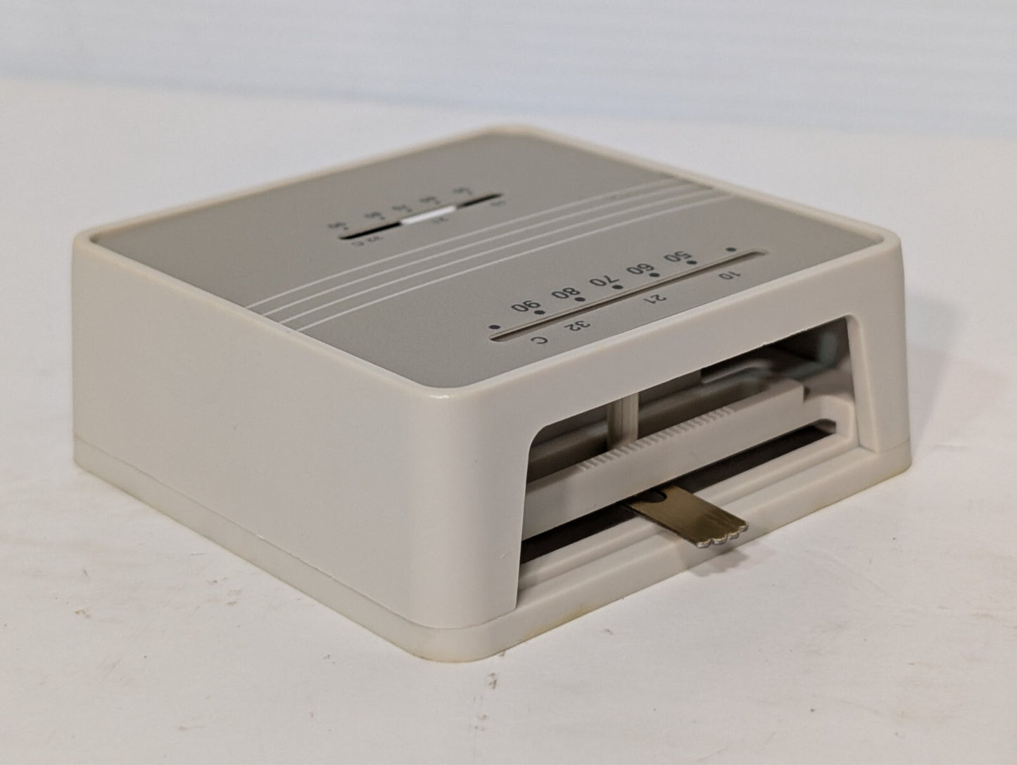 White Rodgers 1C20-1, Heating Thermostat, Low Voltage Snap Action, Model 7202