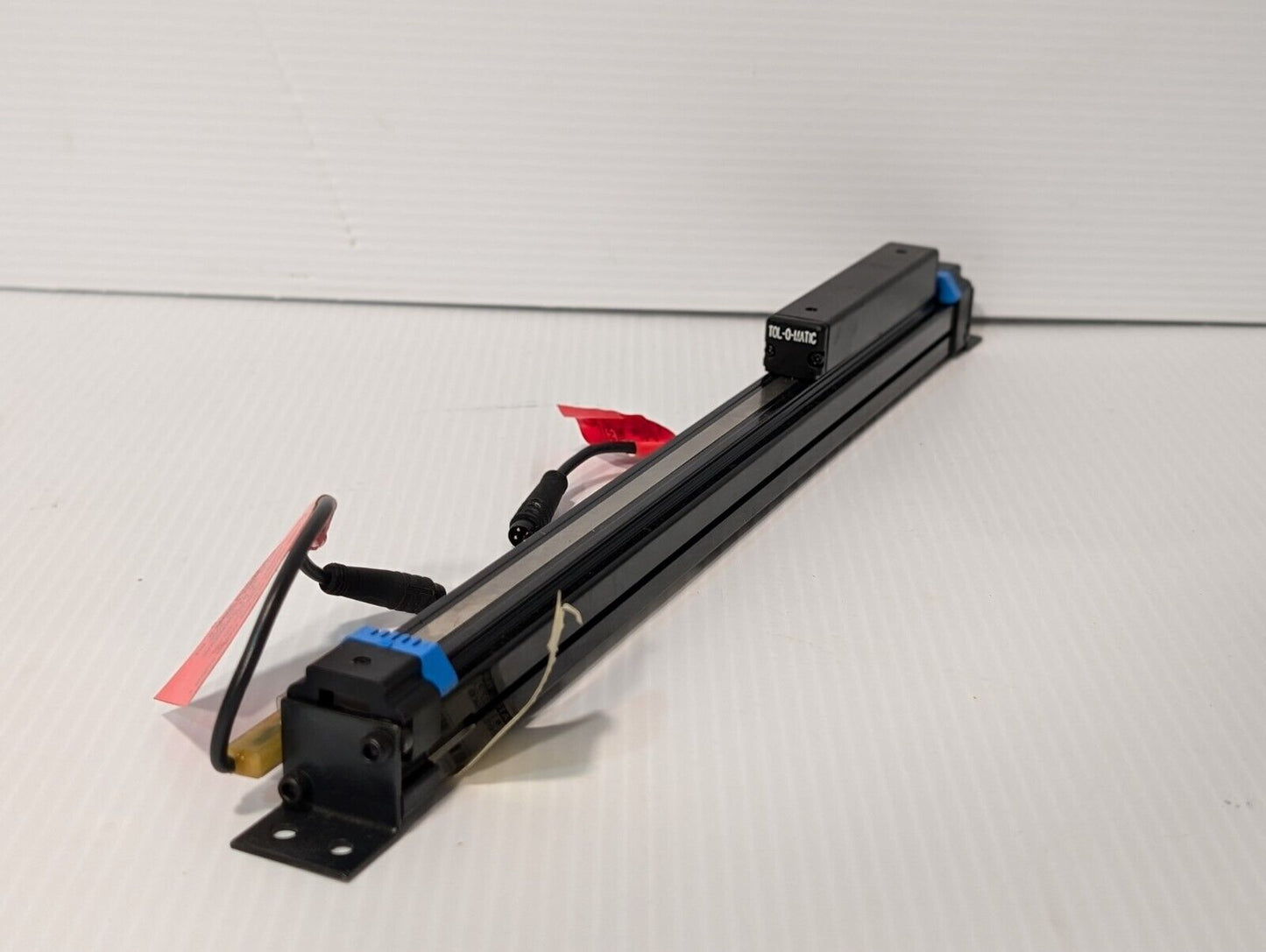 Tolomatic BC205 Pneumatic Band Cylinder, Bore: .50", Force: 16LBF, Load: 5LB