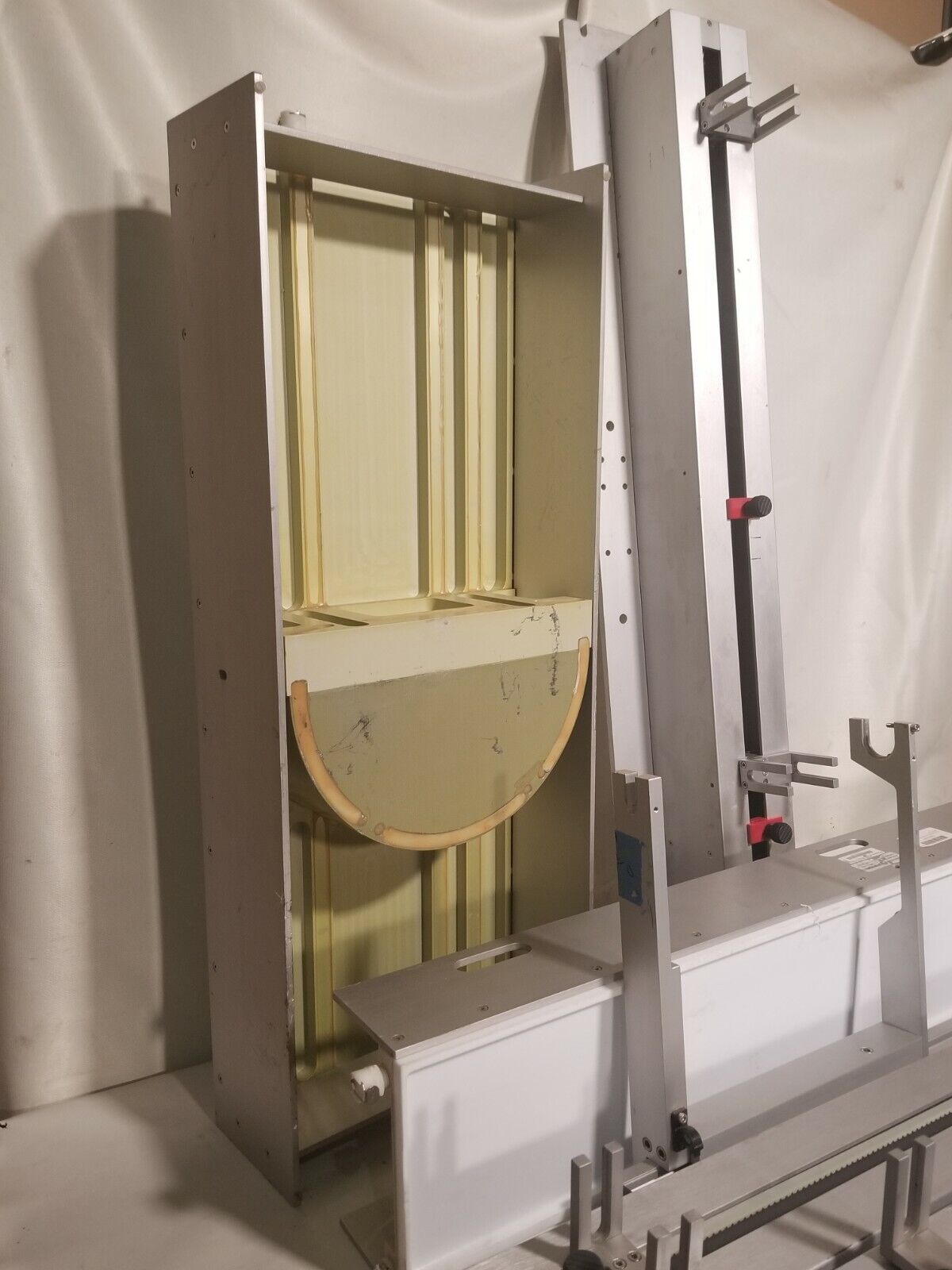 Custom film deposition system, aluminum, from Virginia Tech chemistry department