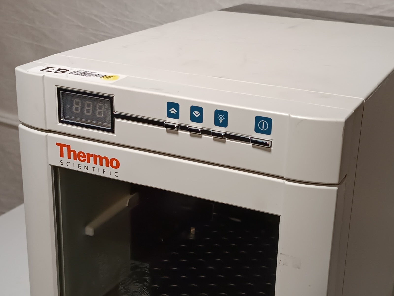 Thermo Scientific Heratherm IMC18 Benchtop Microbiological Incubator as Pictured