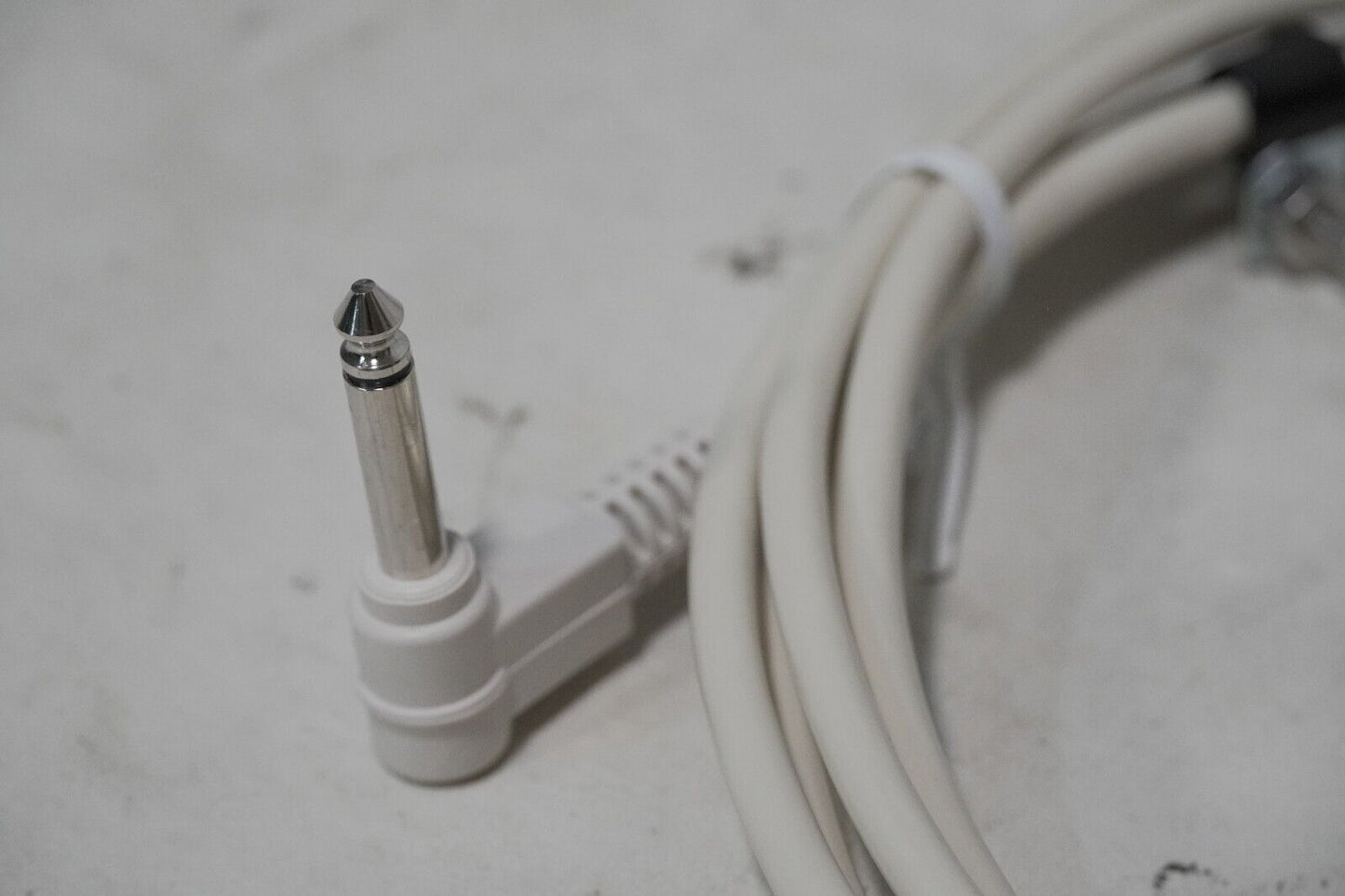 Stryker 3001-990-203 bed cable, Curbell