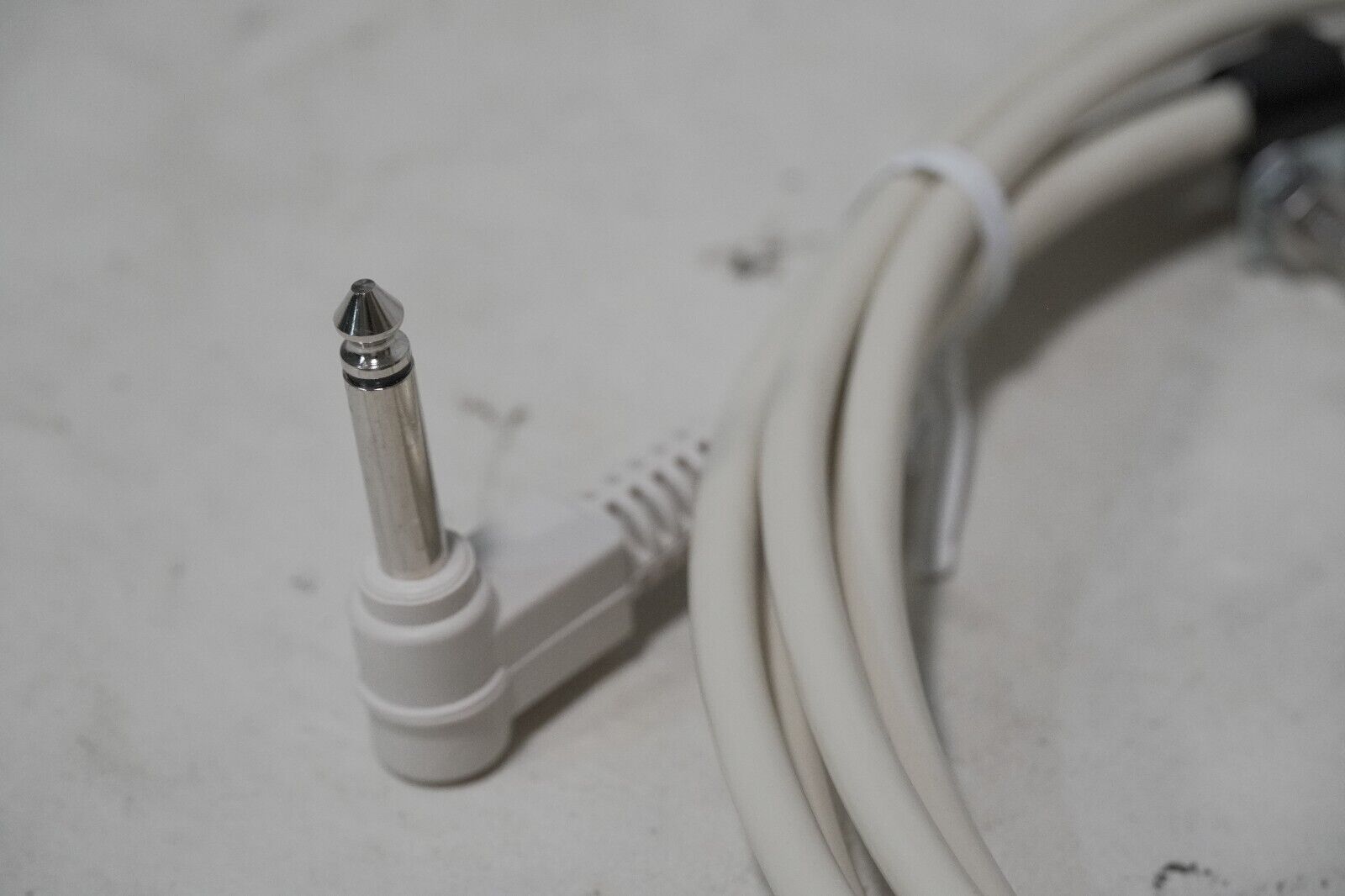 Stryker 3001-990-203 bed cable, Curbell