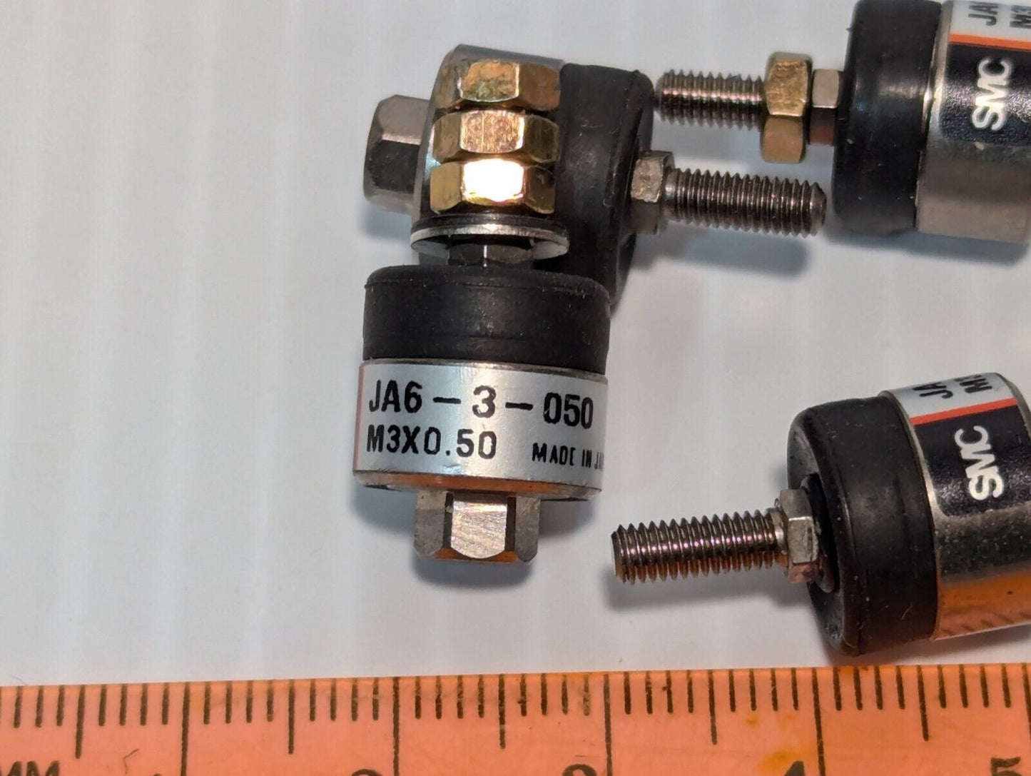 Lot of 7 SMC JA6-3-050 Floating Joints, M3X0.50, 6mm Bore Size - Free Shipping