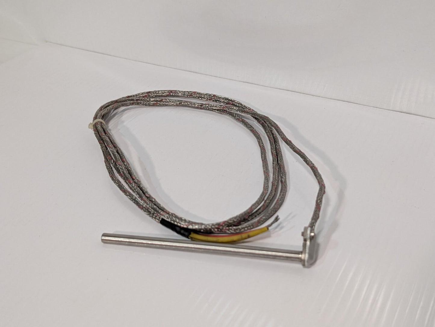 Unbranded Cartridge Heater, 4.5" Long, 3 Conductor Wires, 90 Degree, Long Cable
