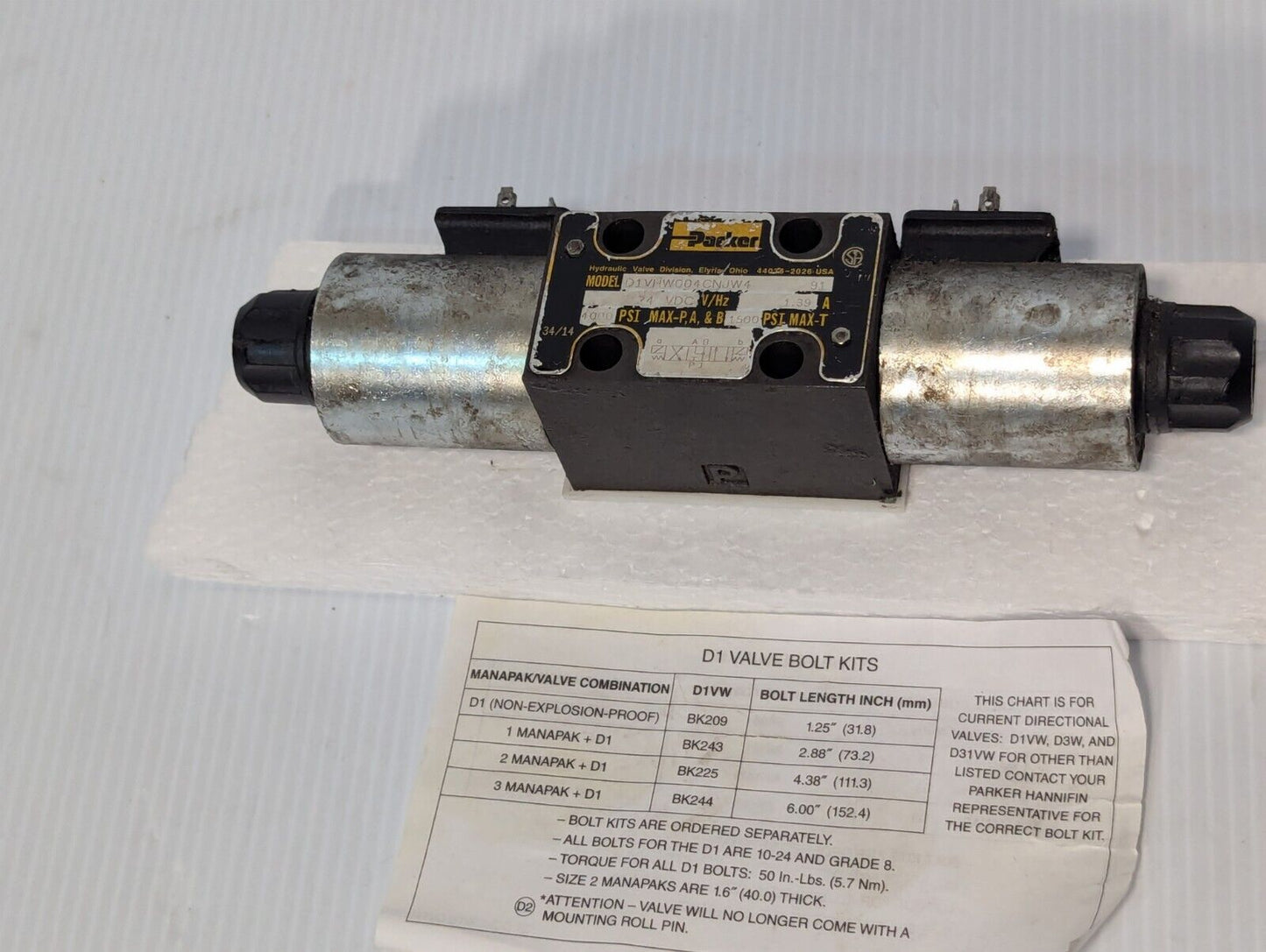 Parker D1VW004CNJW/2NMV3 Hydraulic Directional Control Valve - Free Shipping