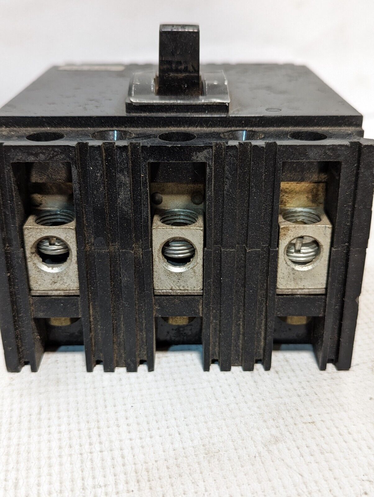 Square D FAL36015 Molded Case Circuit Breaker, 15A, 600v, 3-Pole