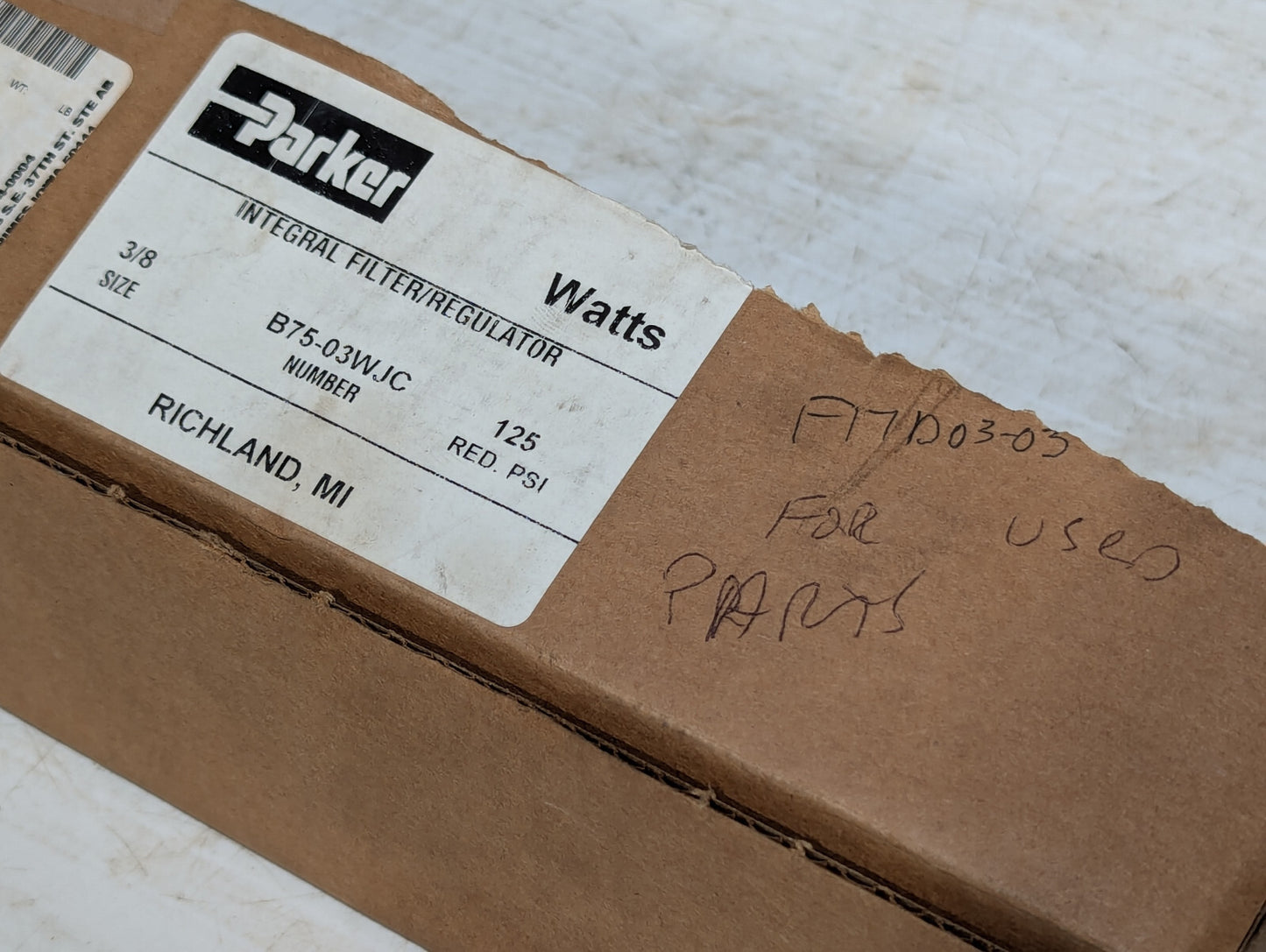 Watts Fluidair Parker B75-03WJC Integral Filter, Regulator, Twist Drain, 250Psi