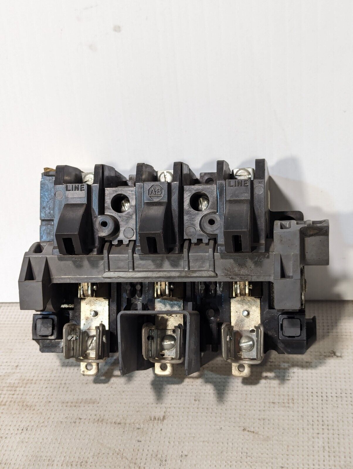 Allen Bradley 1494F-D30 Disconnect Switch, 30A, 600vac \ 250vdc - Free Shipping