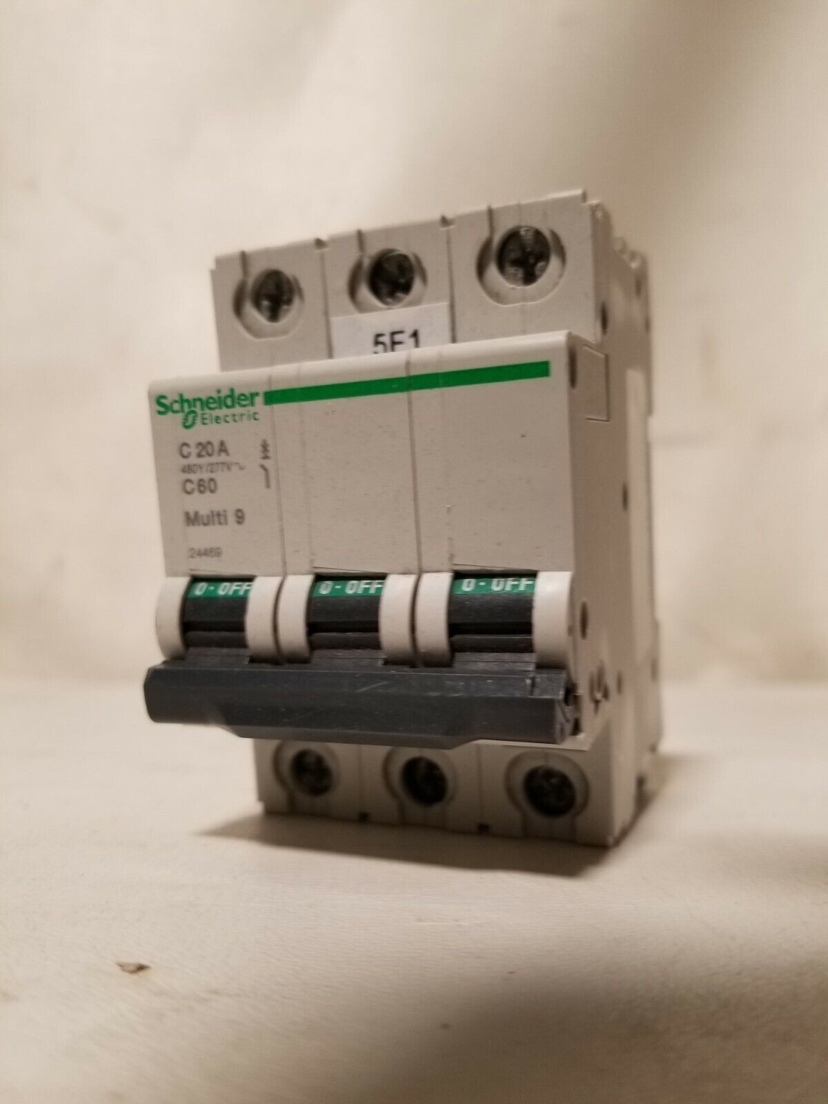 Schneider 24469 Multi 9 C60 C20A 20 Amp 3 Pole 480Y/277VAC Circuit Breaker